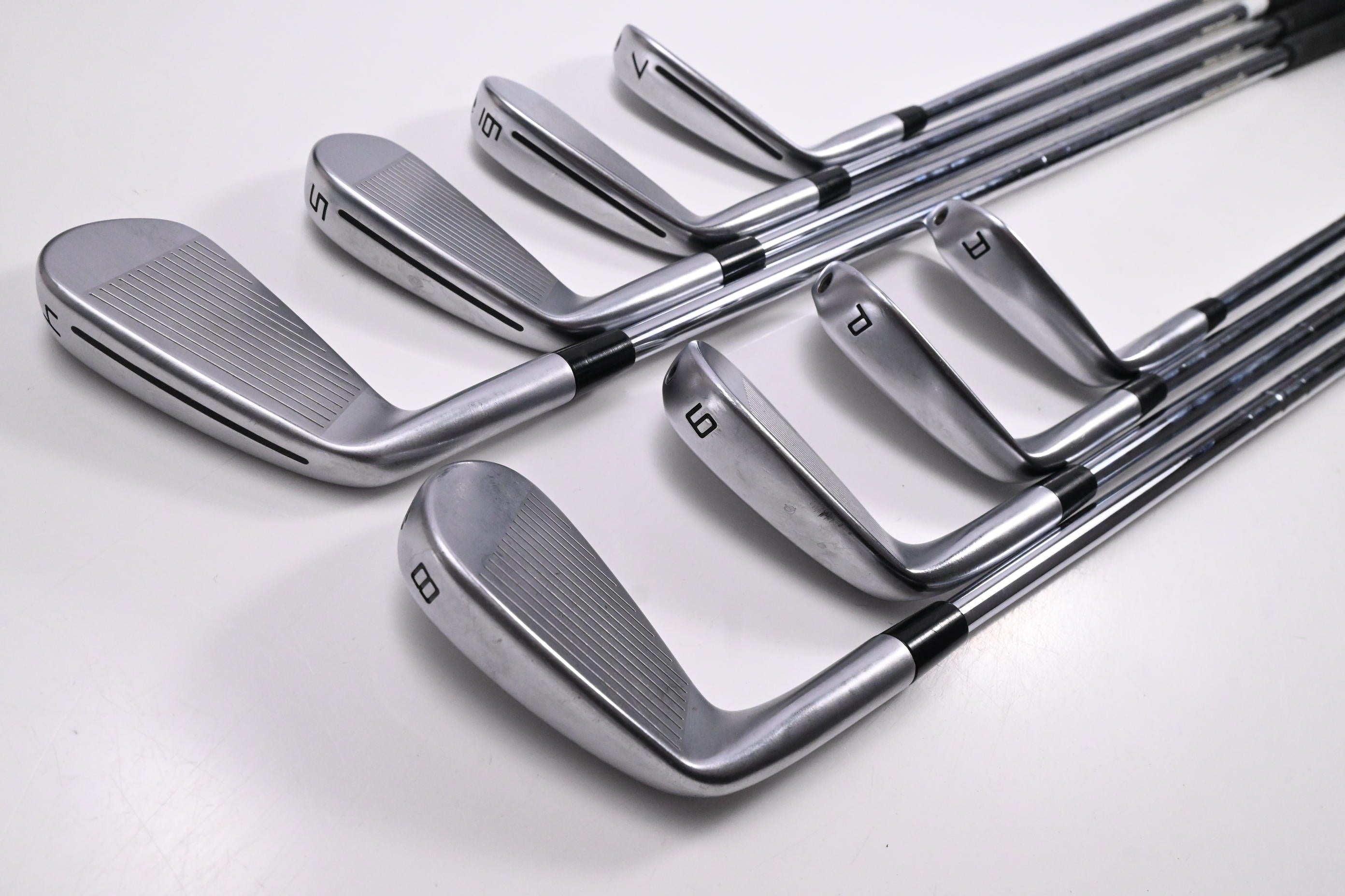 Taylormade P770 2023 Irons / 4-PW+GW / Stiff Flex Dynamic Gold 105 S300 Shafts