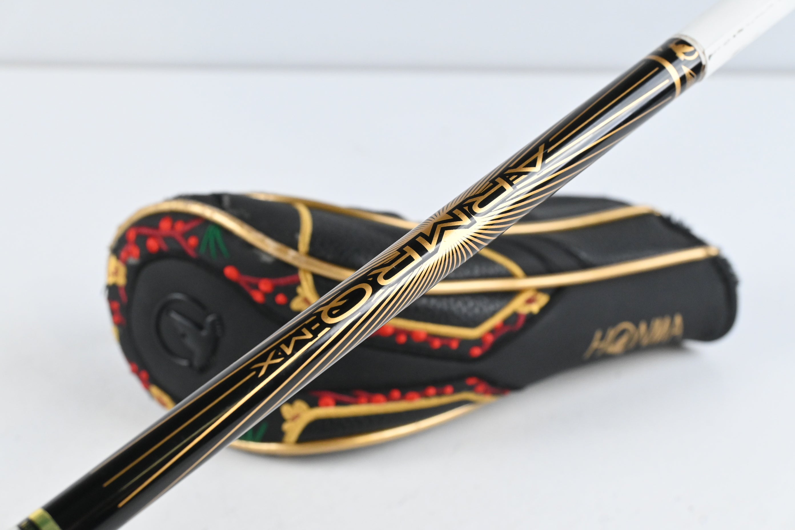 Honma Beres #4 Hybrid / 22 Degree / Regular Flex Honma ARMRQ MX Shaft