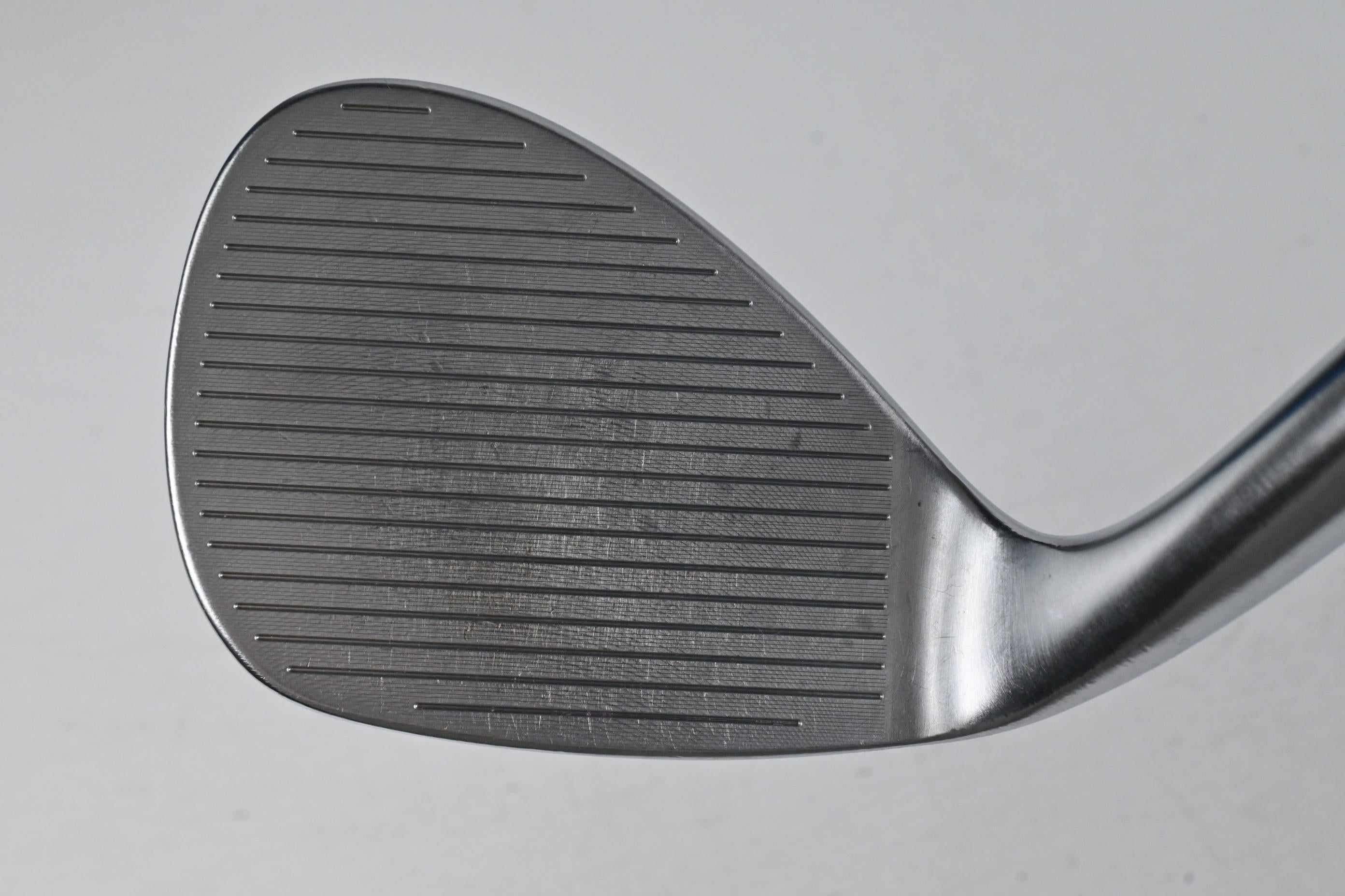 Cleveland RTX Full Face Sand Wedge / 54 Degree / Wedge Flex Dynamic Gold Spinner