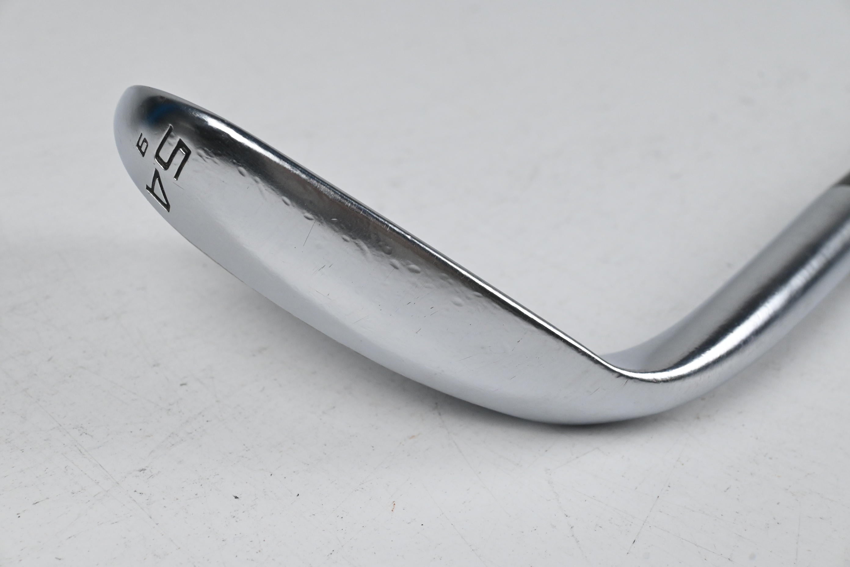 Cleveland RTX Full Face Sand Wedge / 54 Degree / Wedge Flex Dynamic Gold Spinner