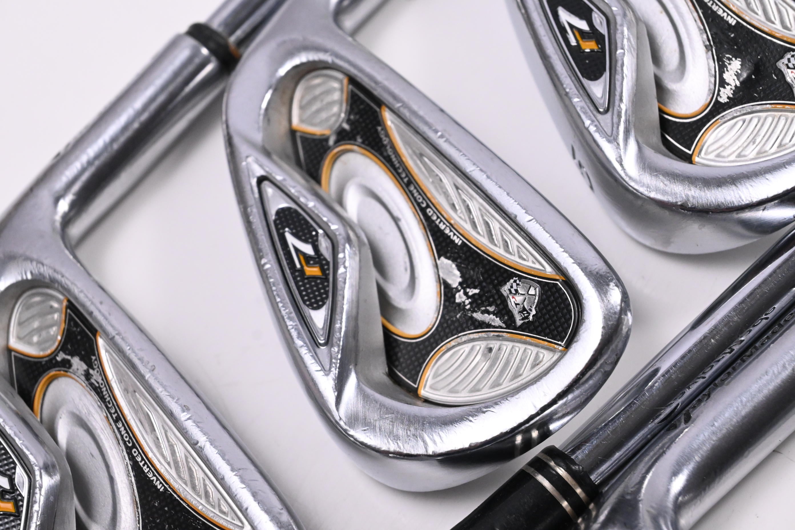 Taylormade R7 Irons / 3-PW / Regular Flex Dynamic Gold R300 Steel Shafts