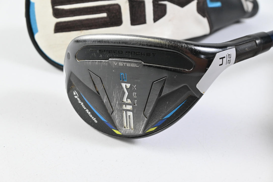 Taylormade SIM2 Max #4 Hybrid / 22 Degree / Stiff Flex Fujikura Ventus Blue 7