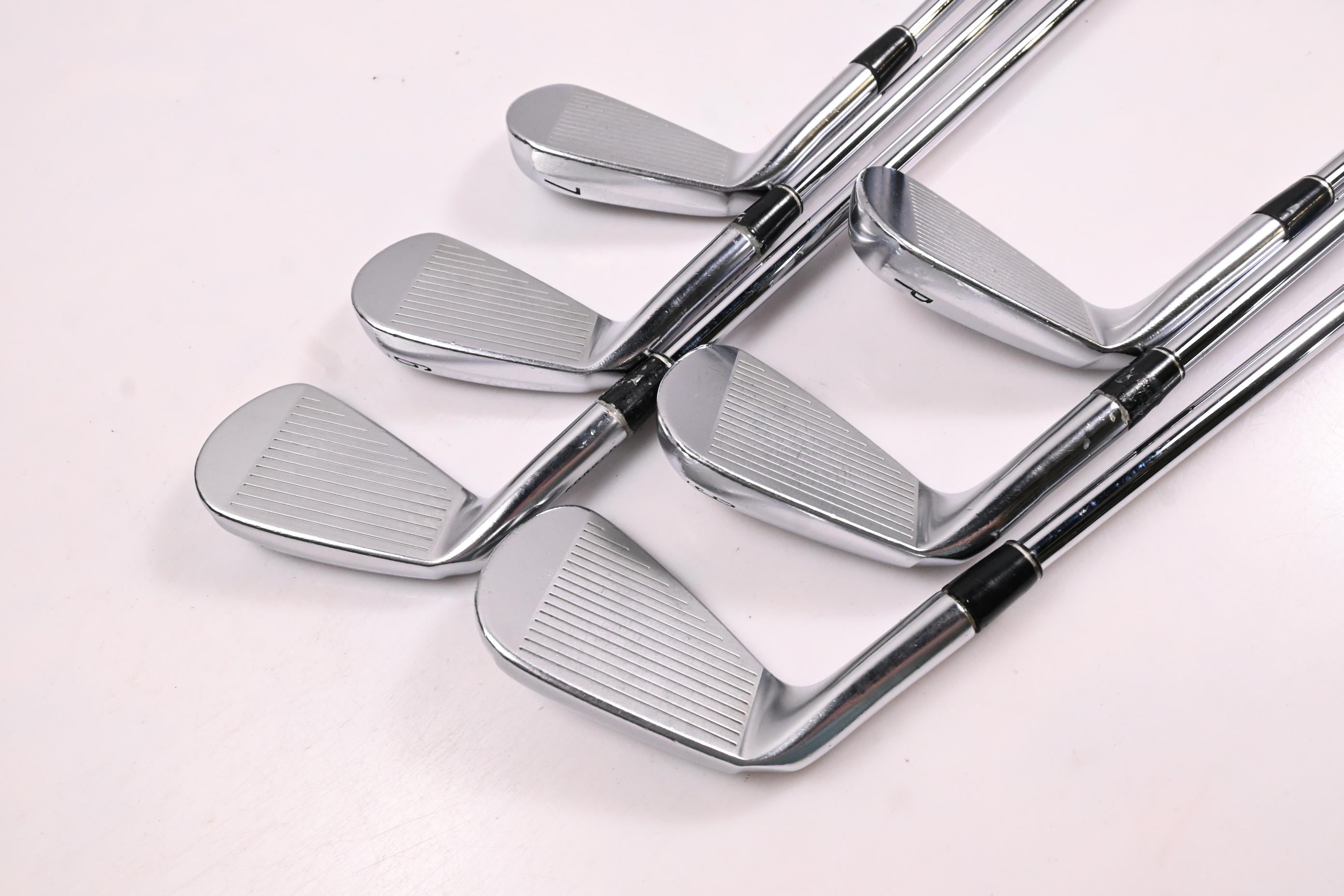 Srixon ZX7 Irons / 4-PW / Regular Flex Dynamic Gold R300 Shafts