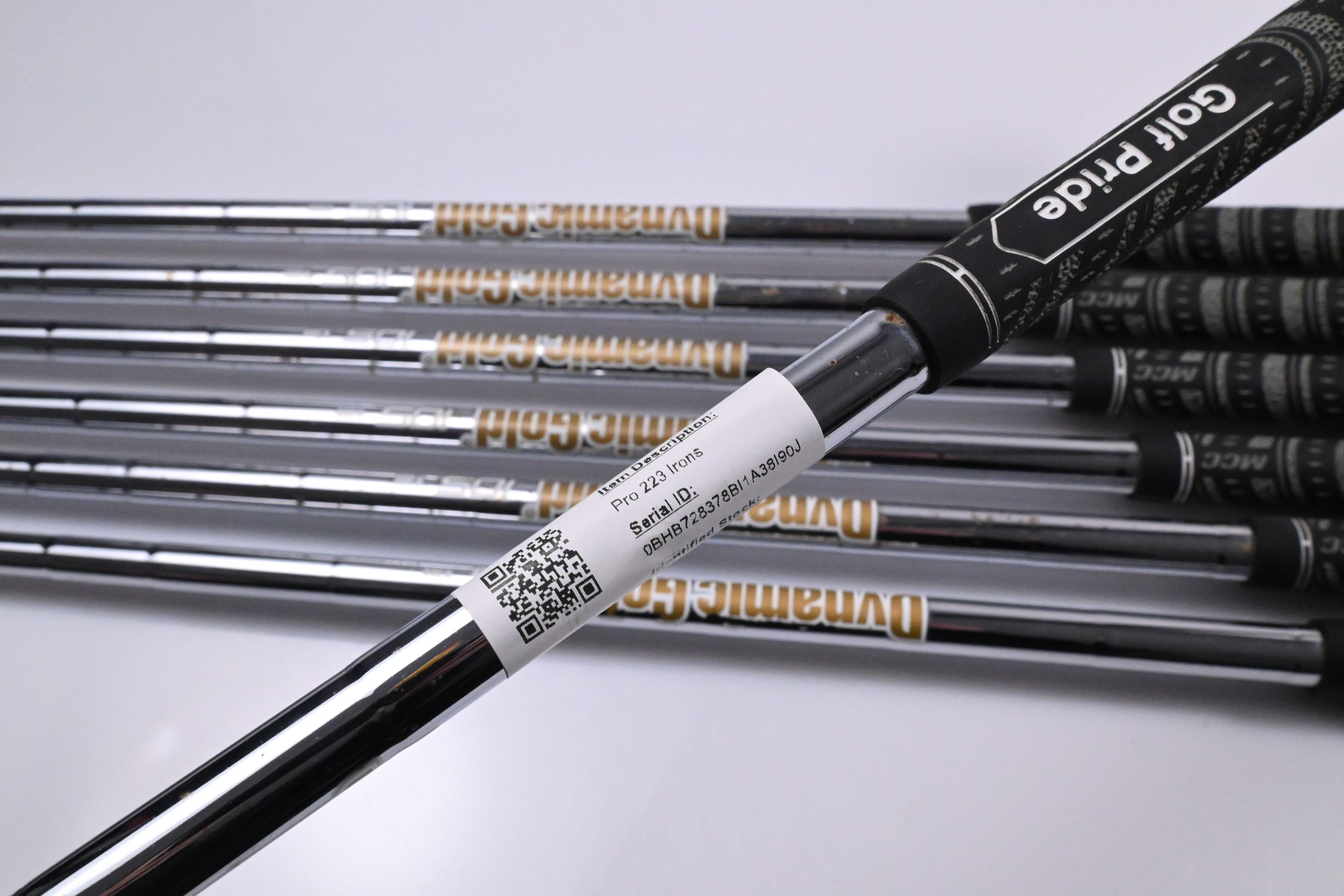 Mizuno Pro 223 Irons / 4-PW / Regular Flex Dynamic Gold 105 R300 Shafts