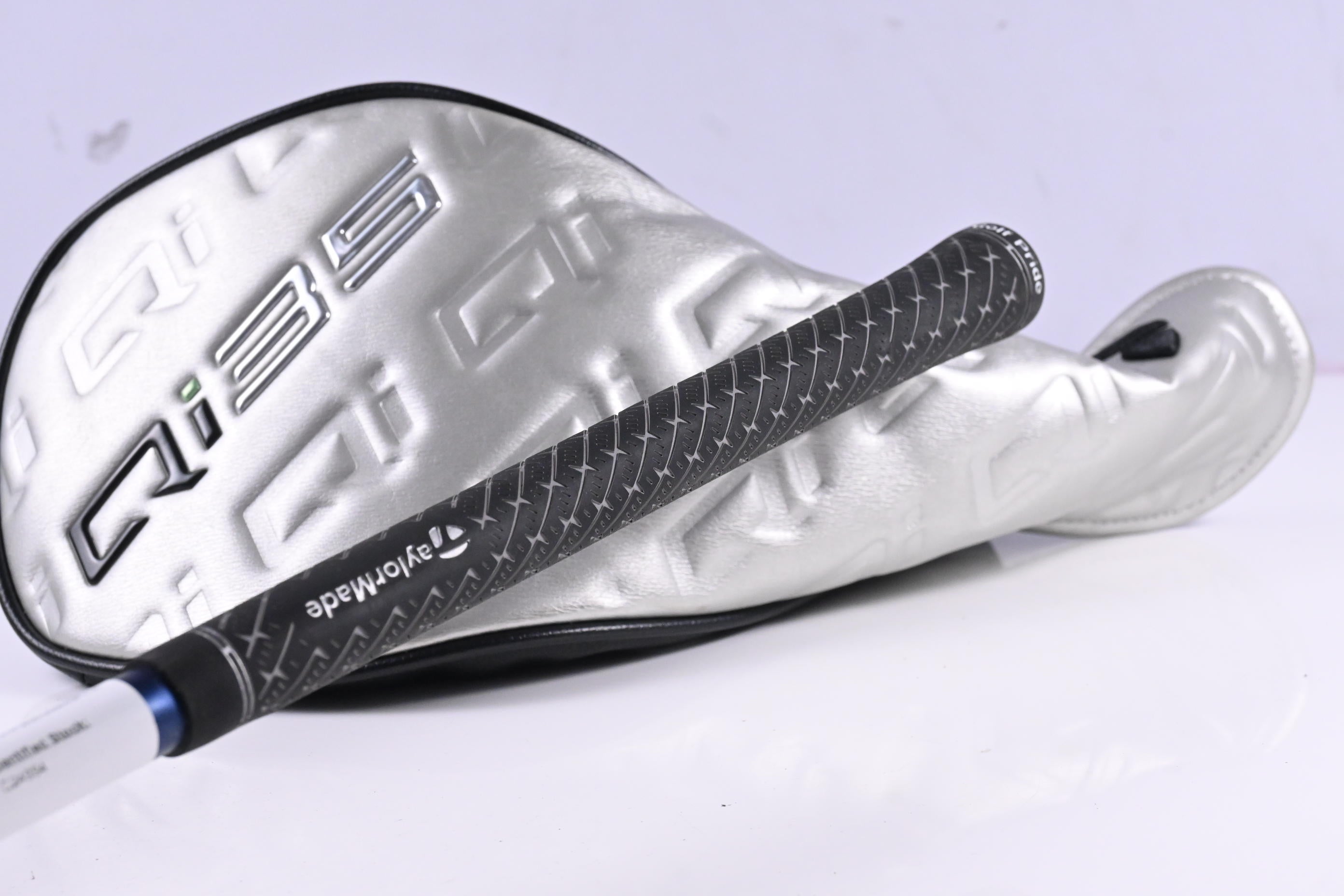 Taylormade Qi35 Driver / 10.5 Degree / Regular Flex Fujikura Ventus Blue '25 5