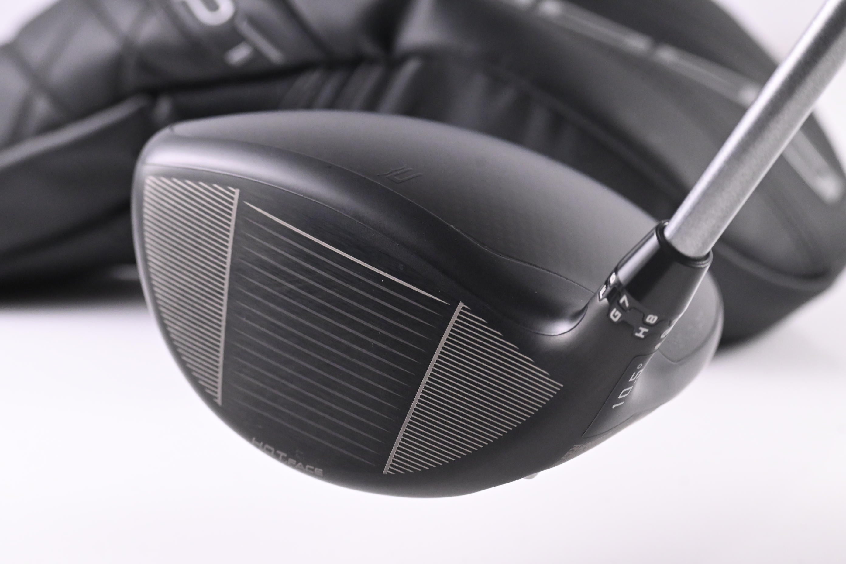 Cobra DS-Adapt MAX-D Driver / 10.5 Degree / Stiff Flex Fujikura Pro 60 Shaft