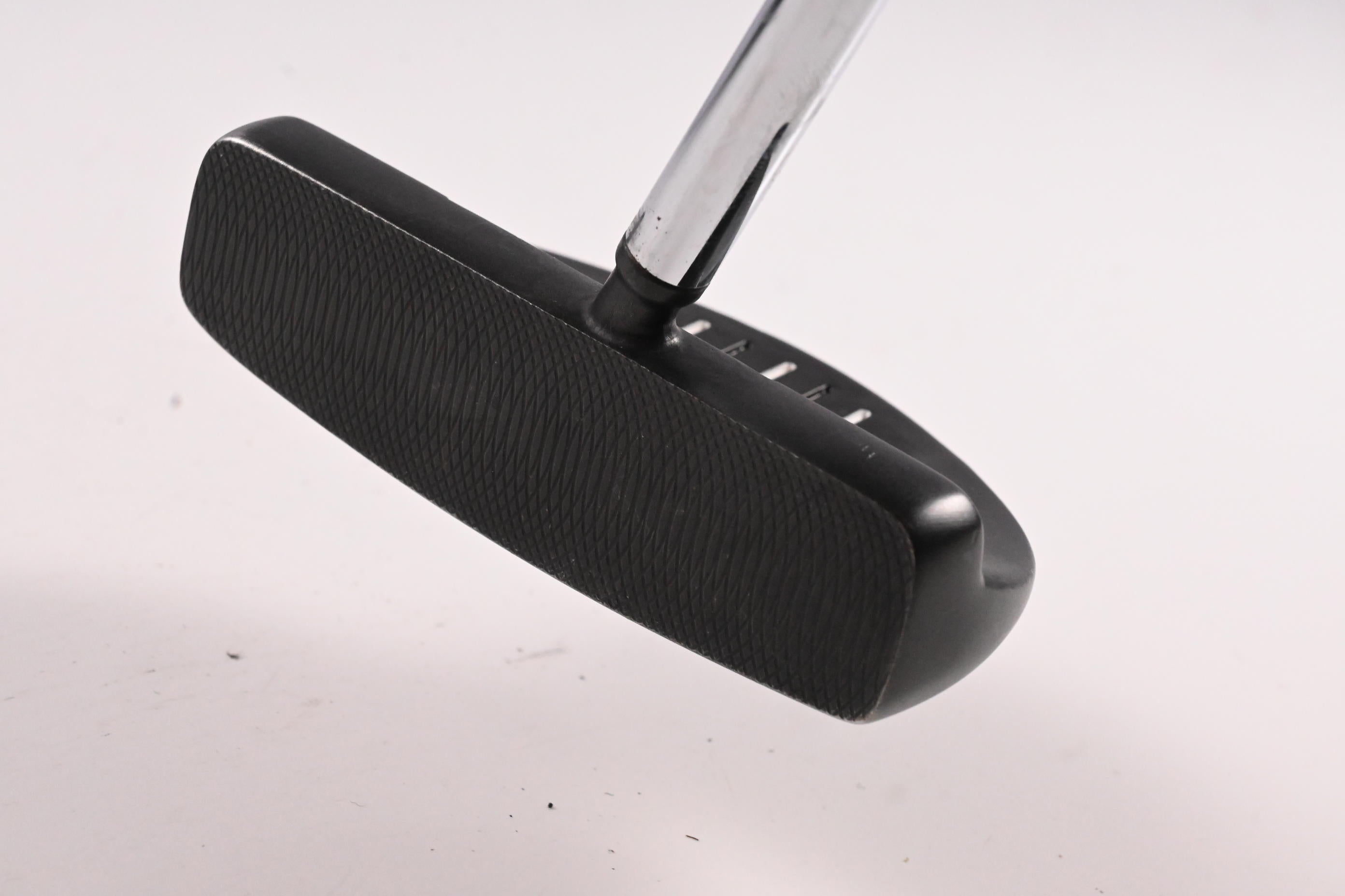 Wilson Infinite South Side Putter / 34 Inch