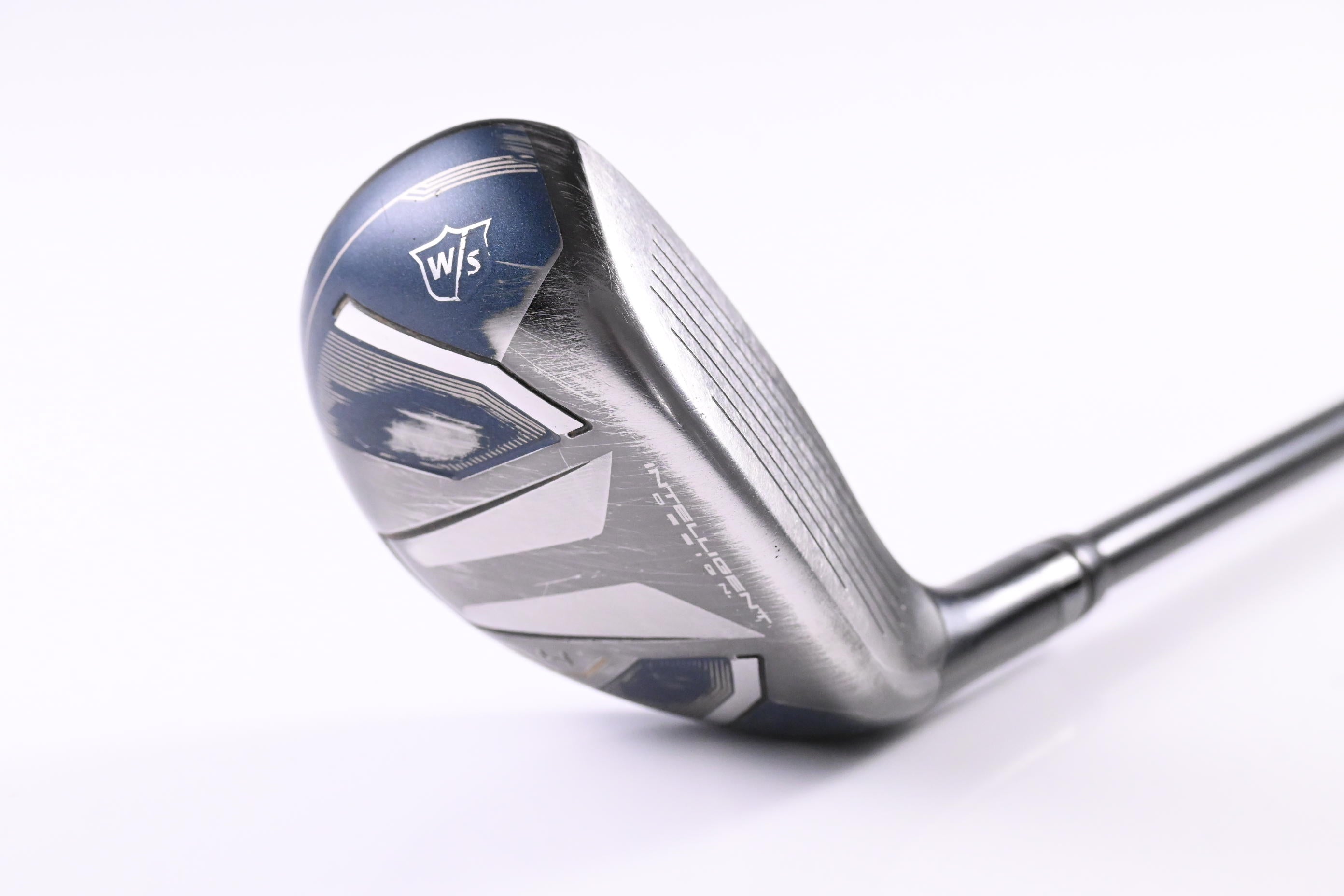 Wilson Staff D9 #4 Hybrid / 22 Degree / Regular Flex Tensei AV Silver 60 Shaft