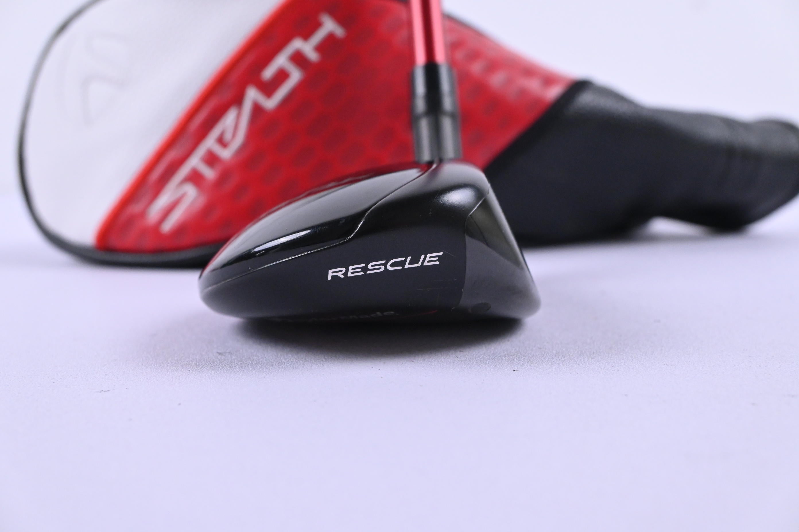 Taylormade Stealth 2 HD #4 Hybrid / 23 Degree / Regular Flex Speeder NX Red 50