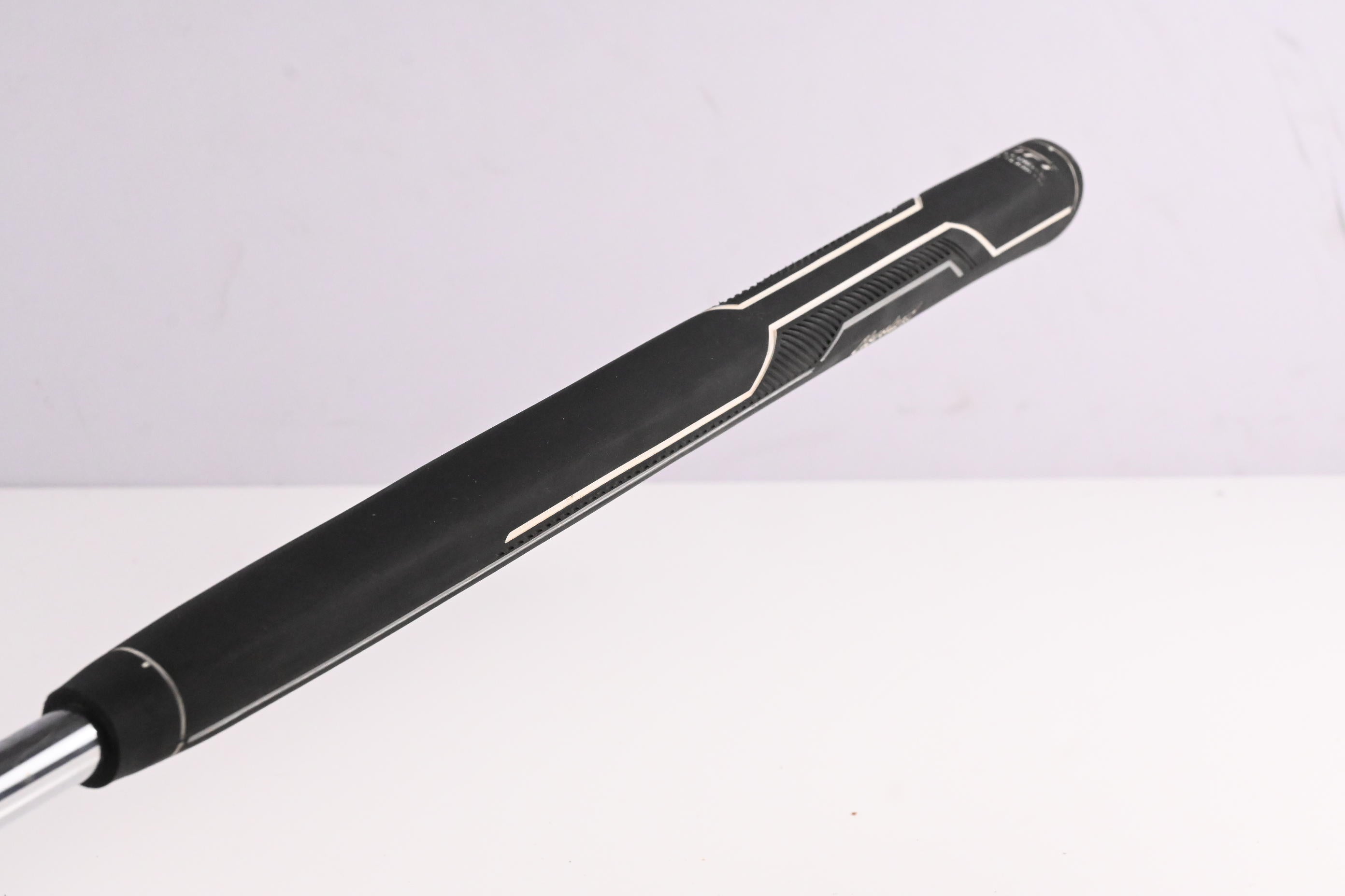 Cleveland TFI 2135 Black 8.0 Putter / 35 Inch