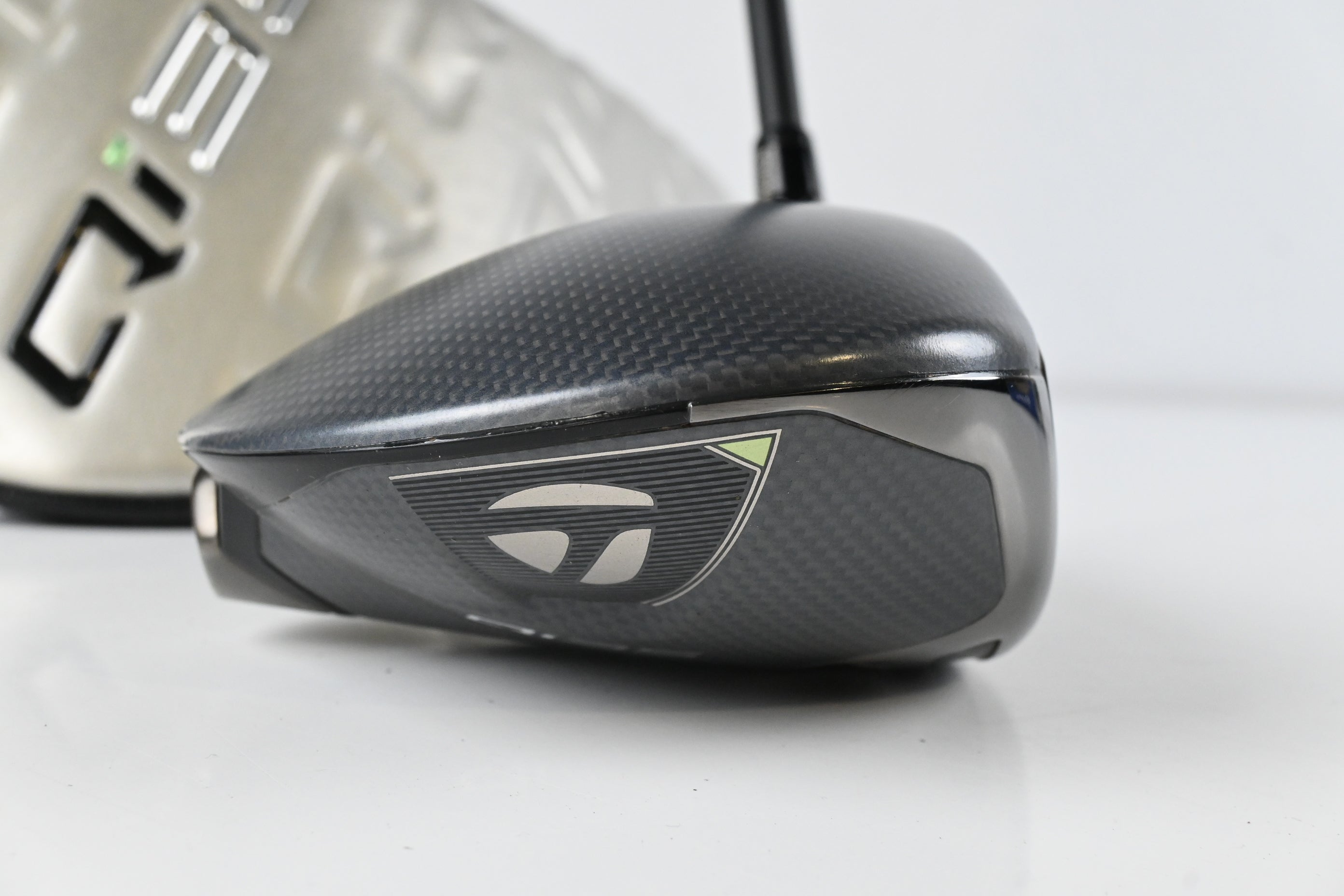 Taylormade Qi35 LS Driver / 9 Degree / Stiff Flex Kai'li CB Blue 60 Shaft