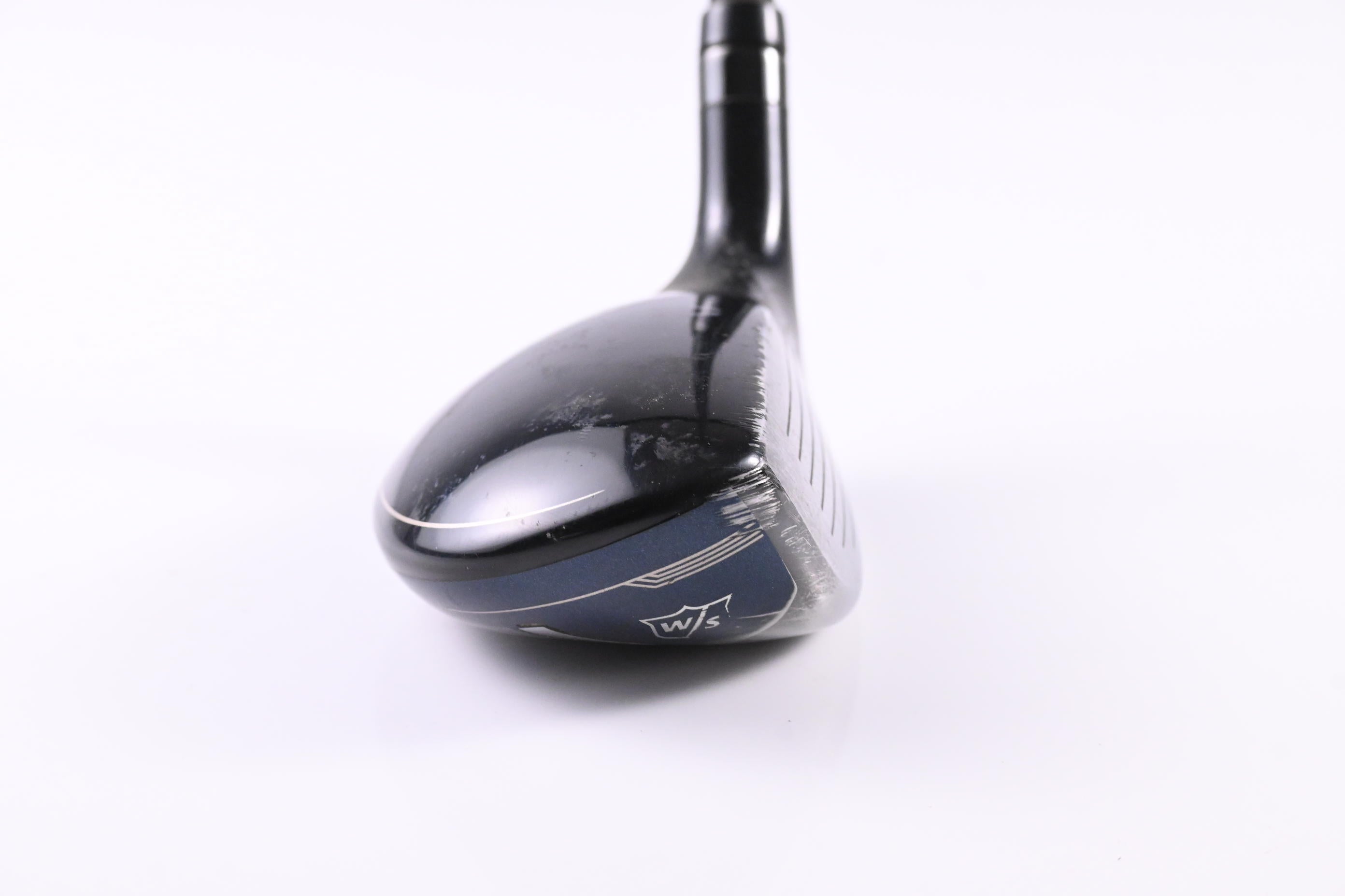 Wilson Staff D9 #4 Hybrid / 22 Degree / Regular Flex Tensei AV Silver 60 Shaft