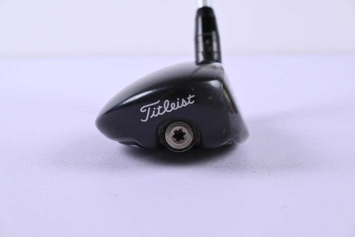 Titleist 818 H1 #3 Hybrid / 19 Degree / Stiff Flex Aldila Rogue Silver 85 Shaft