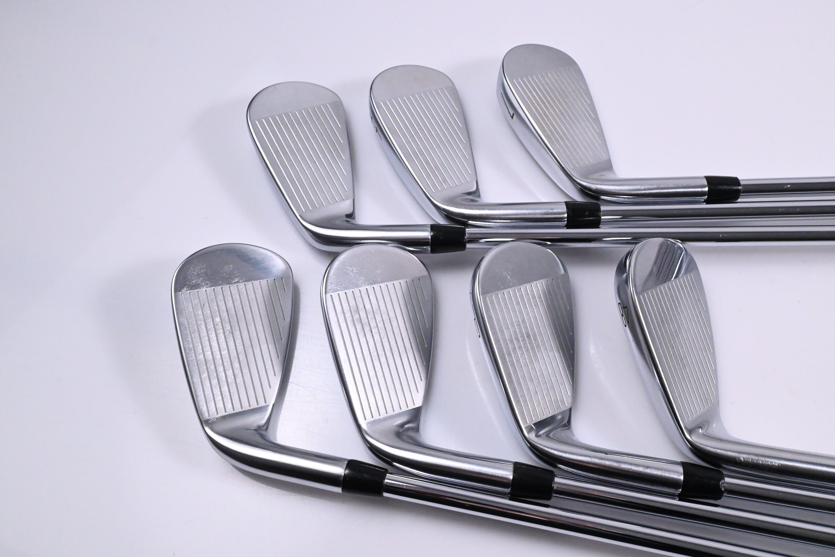 Titleist T350 Irons / 5-PW+48° / Regular Flex AMT Red R300 Shafts