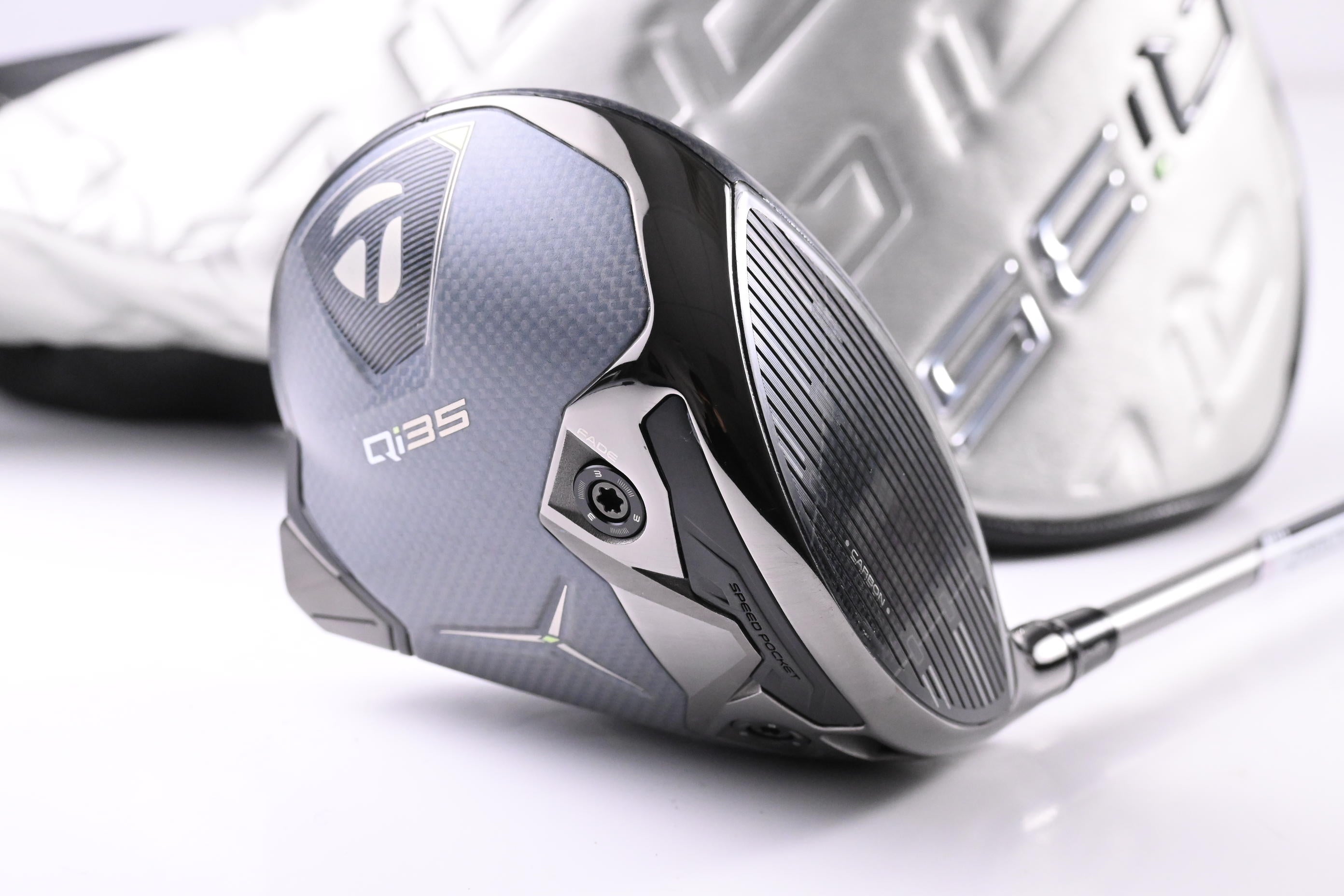 Taylormade Qi35 LS Driver / 10.5 Degree / Regular Flex Fujikura SpeederNX TCS 50
