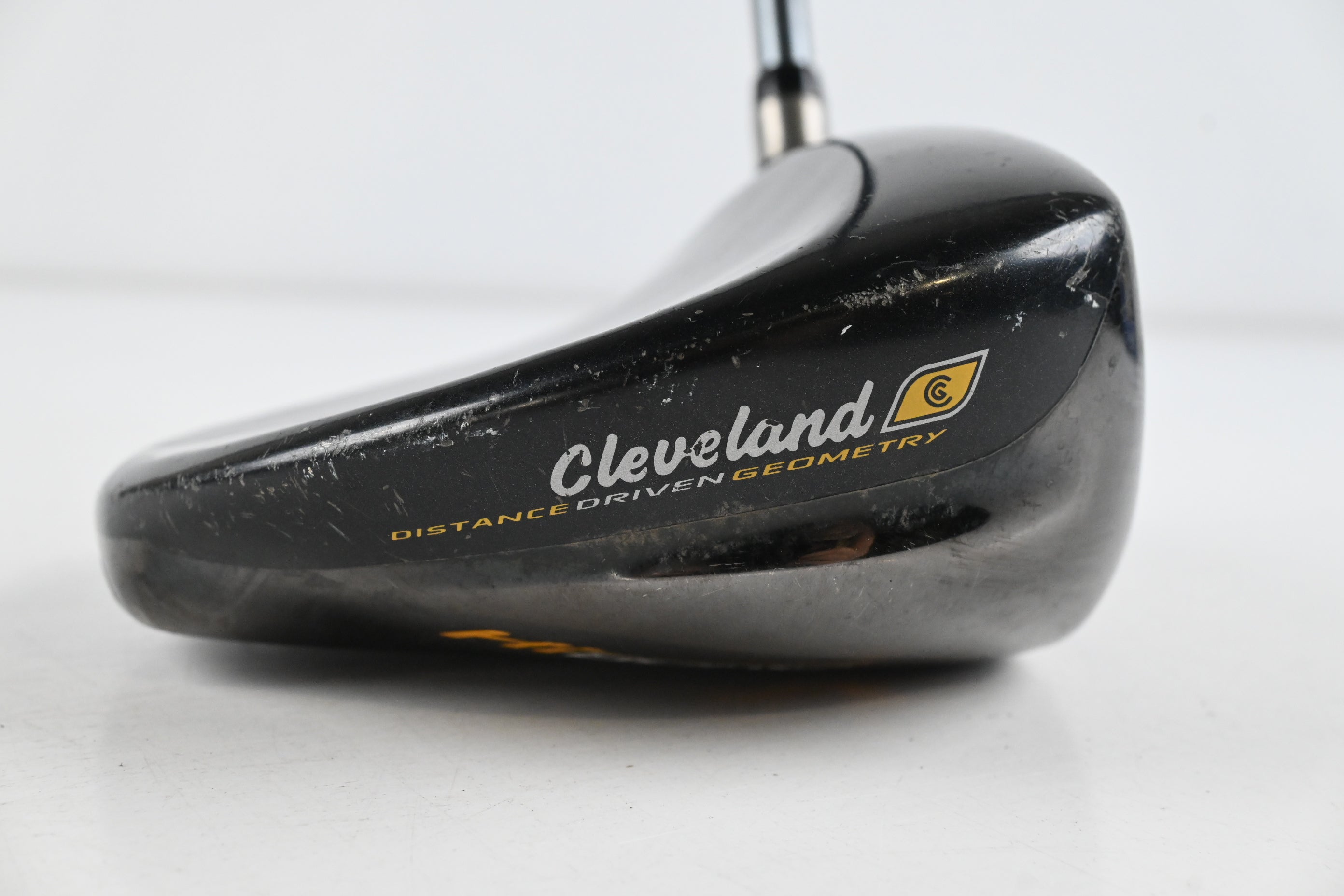 Cleveland HiBore XL Driver / 10.5 Degree / Regular Flex Fujikura Fit-On Gold Shaft
