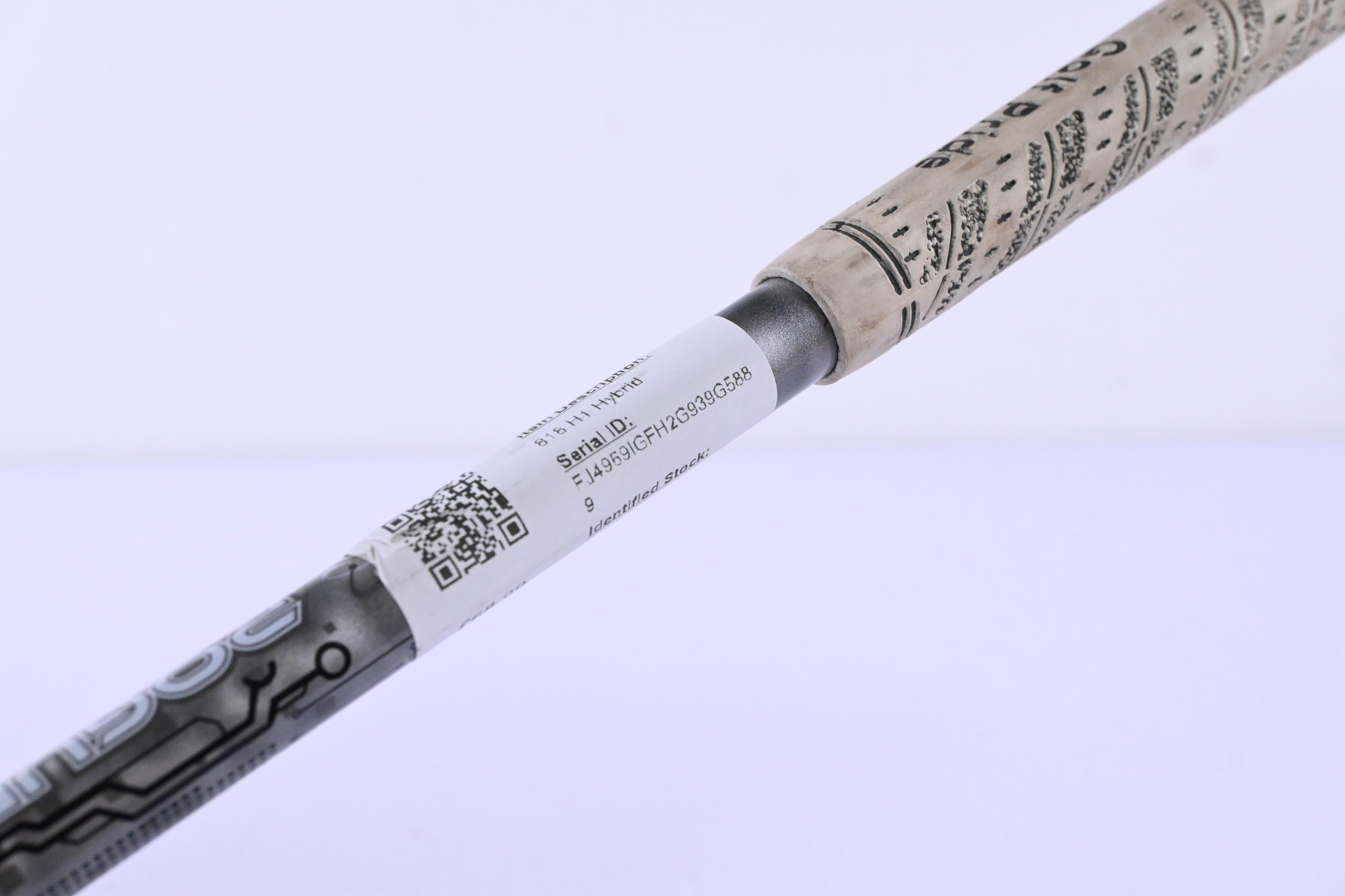 Titleist 818 H1 #3 Hybrid / 19 Degree / Stiff Flex Aldila Rogue Silver 85 Shaft