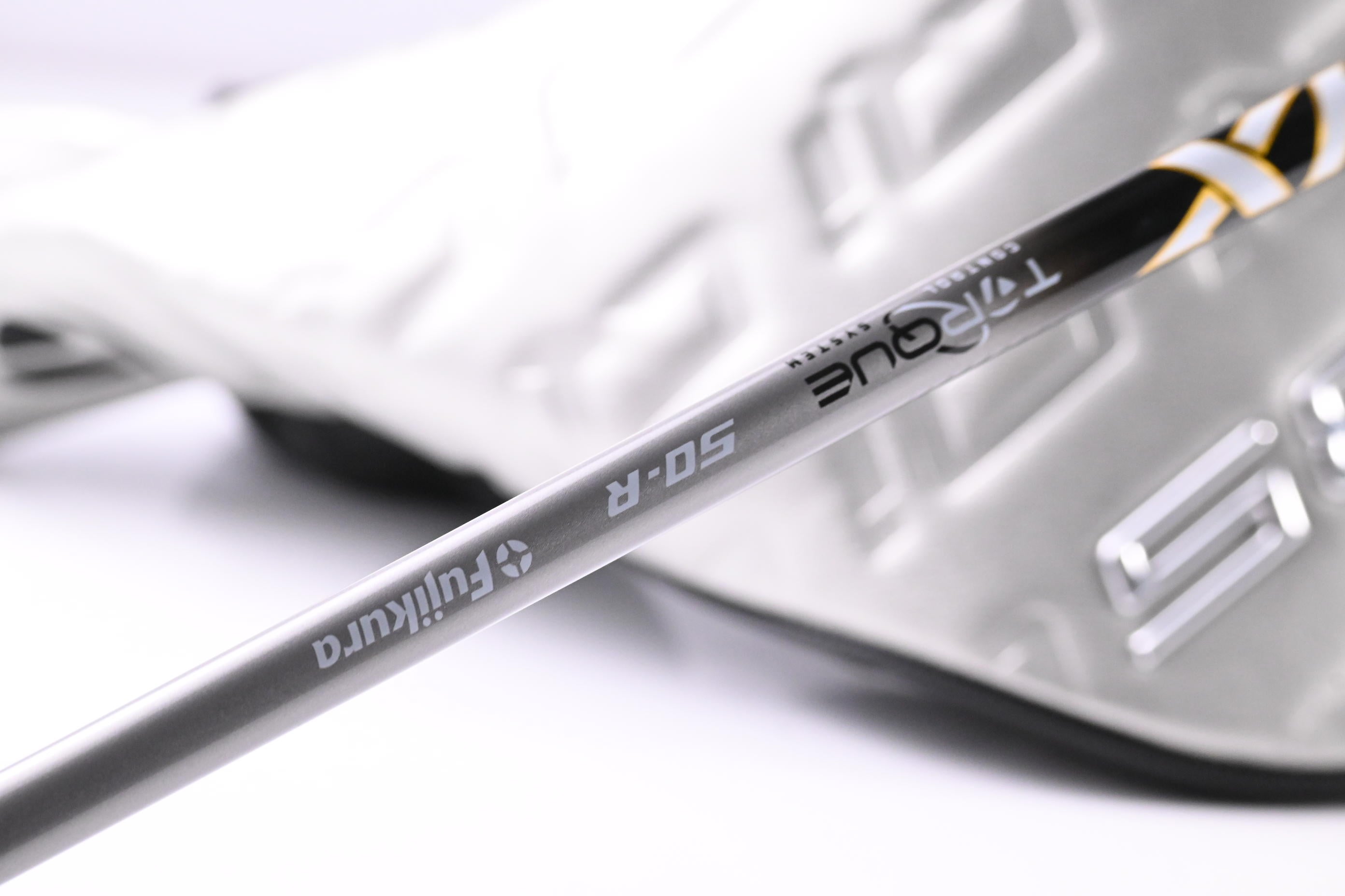 Taylormade Qi35 LS Driver / 10.5 Degree / Regular Flex Fujikura SpeederNX TCS 50