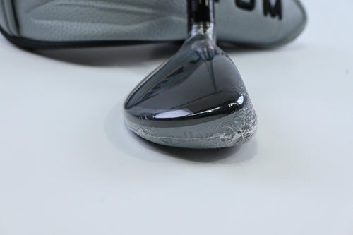 Callaway Quantum Max #4 Hybrid / 21 Degree / Stiff Flex Denali Frost Silver 70