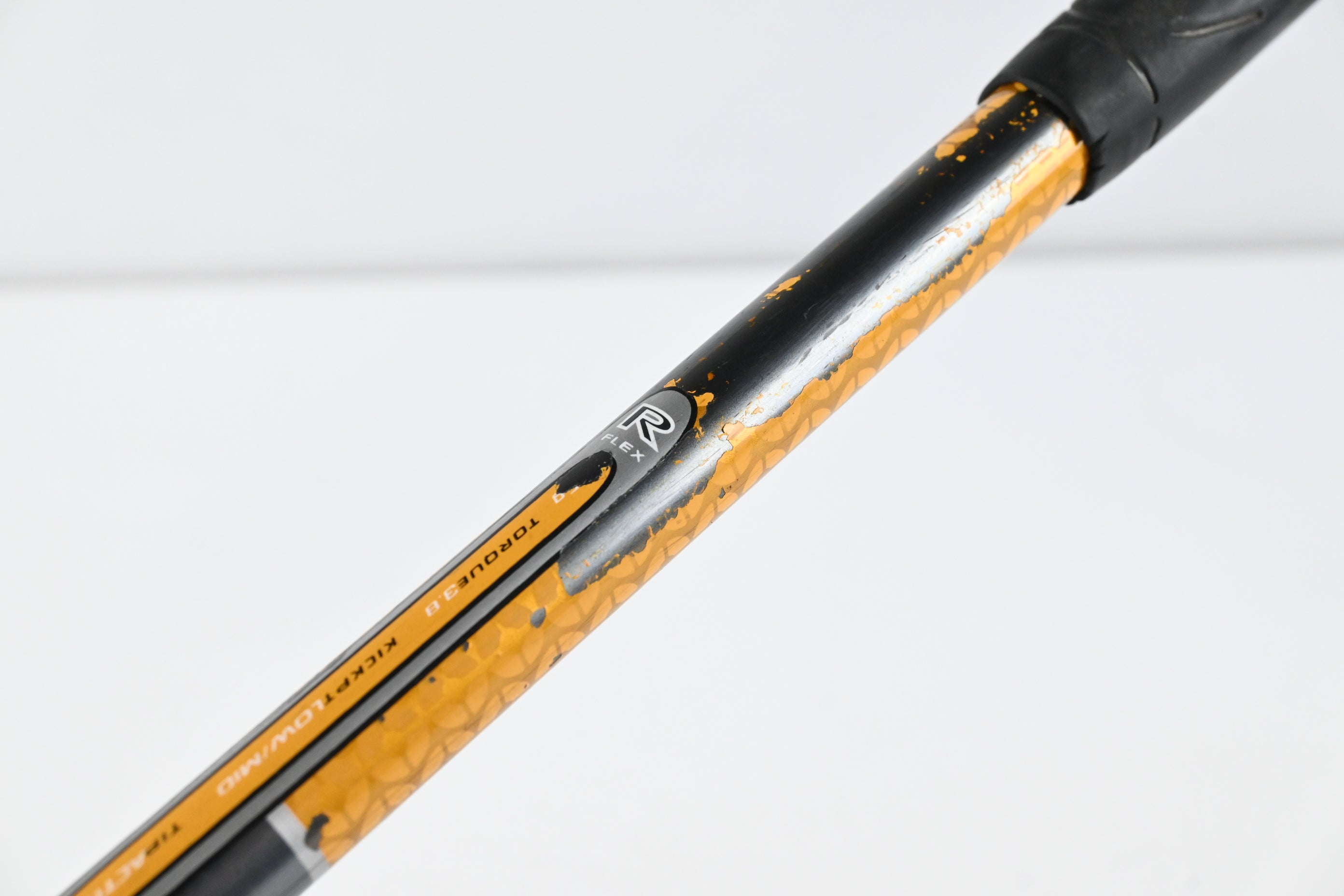 Cleveland HiBore XL Driver / 10.5 Degree / Regular Flex Fujikura Fit-On Gold Shaft