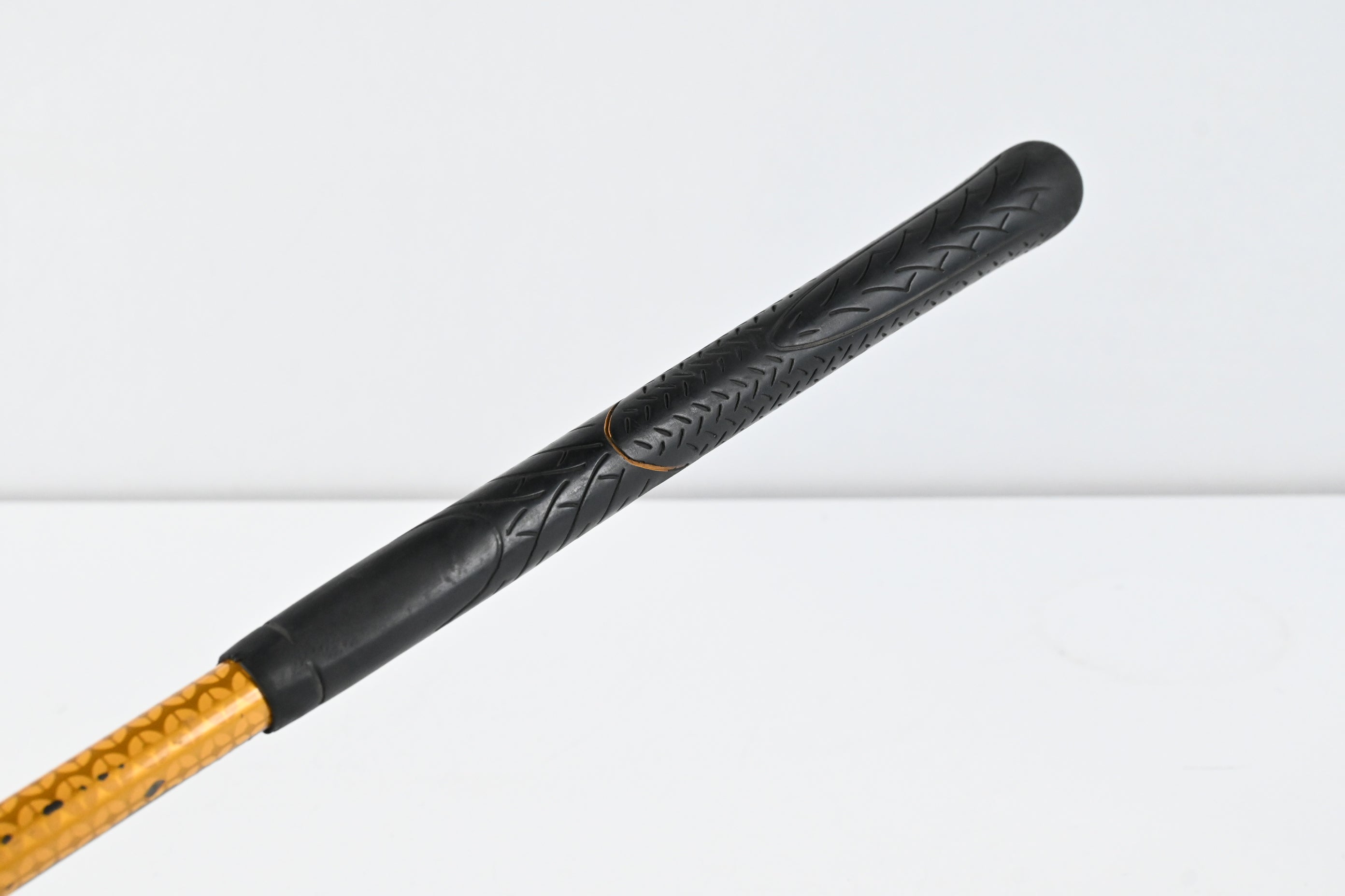 Cleveland HiBore XL Driver / 10.5 Degree / Regular Flex Fujikura Fit-On Gold Shaft