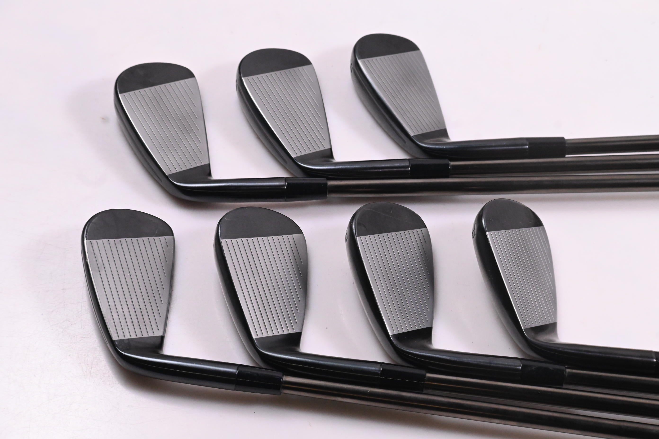 Taylormade P790 Shadowfall Irons / 4-PW / Stiff Flex N.S.PRO Modus 3 Tour 105