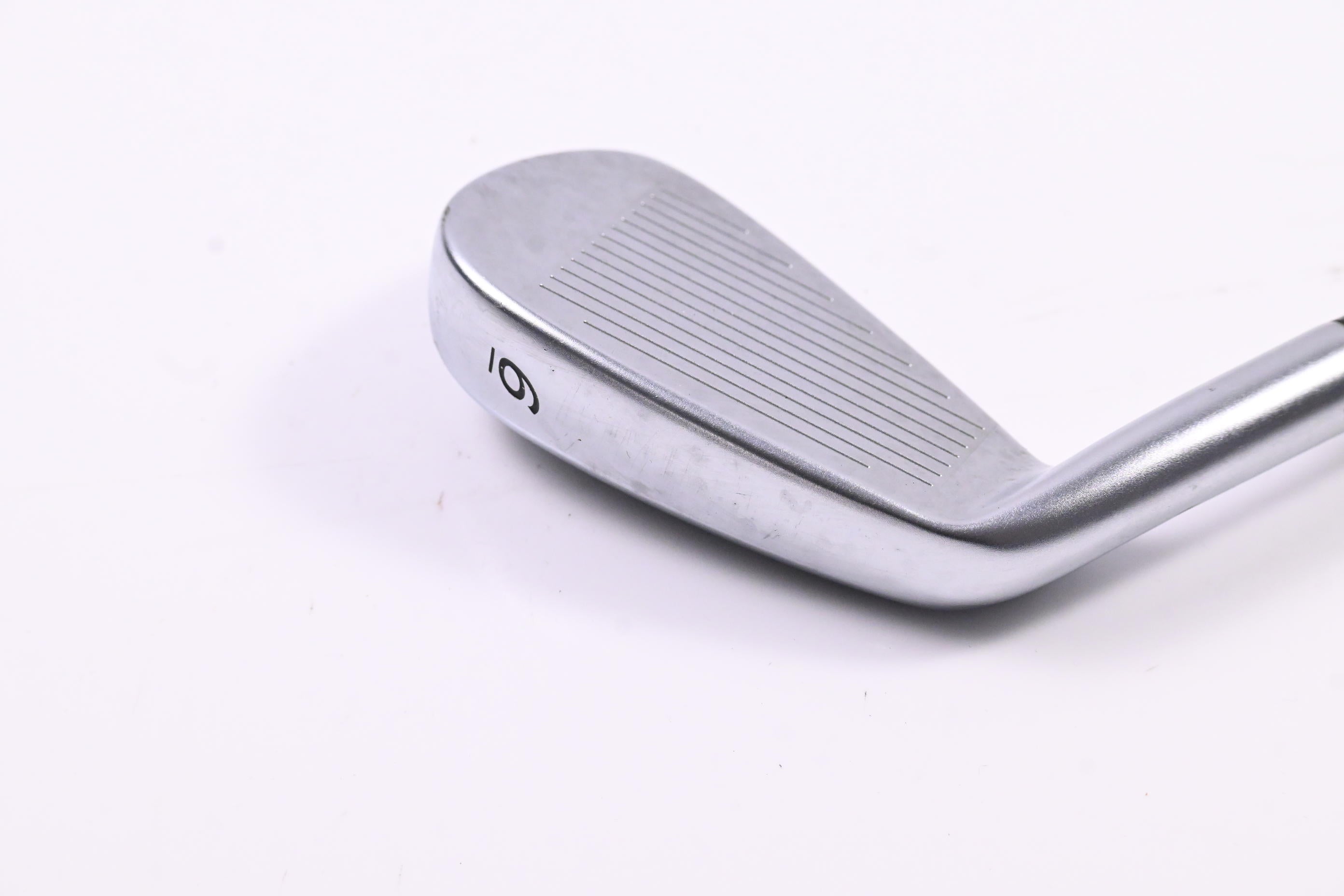 Taylormade R9 #6 Iron / Regular Flex Motore 65 Shaft