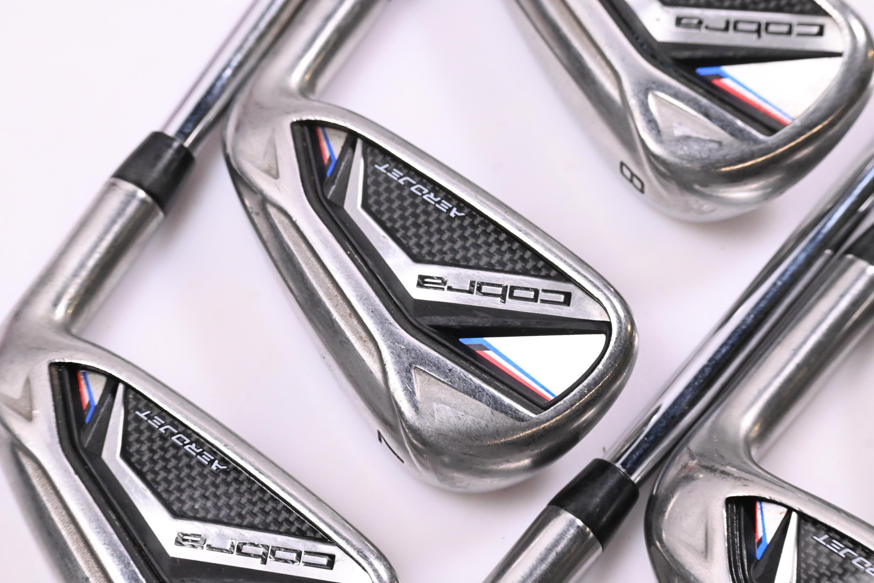 Cobra Aerojet Irons / 6-PW+GW / Regular Flex KBS Tour Lite Shafts
