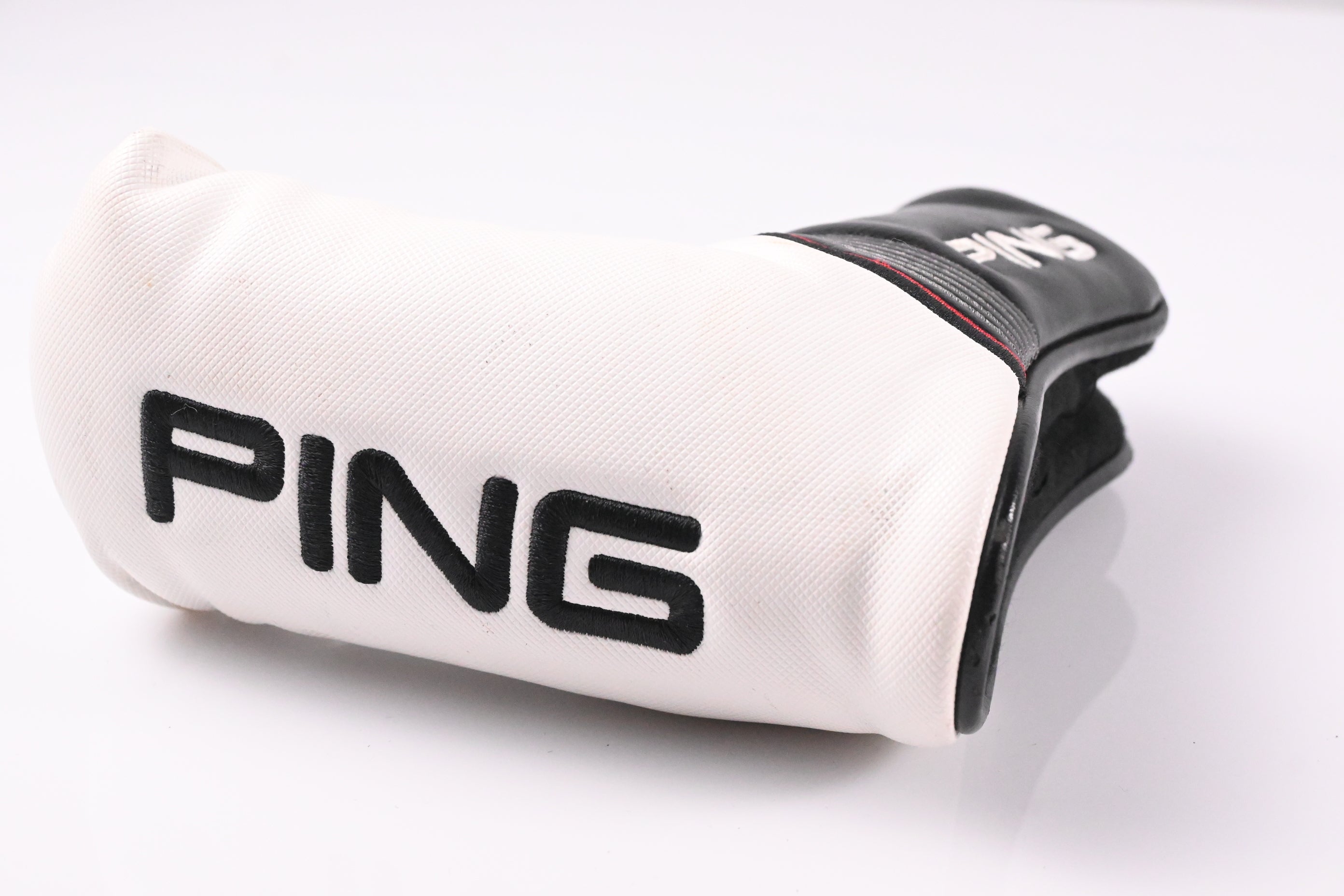 Ping 2021 Kushin 4 Putter / Black Dot / 33 Inch