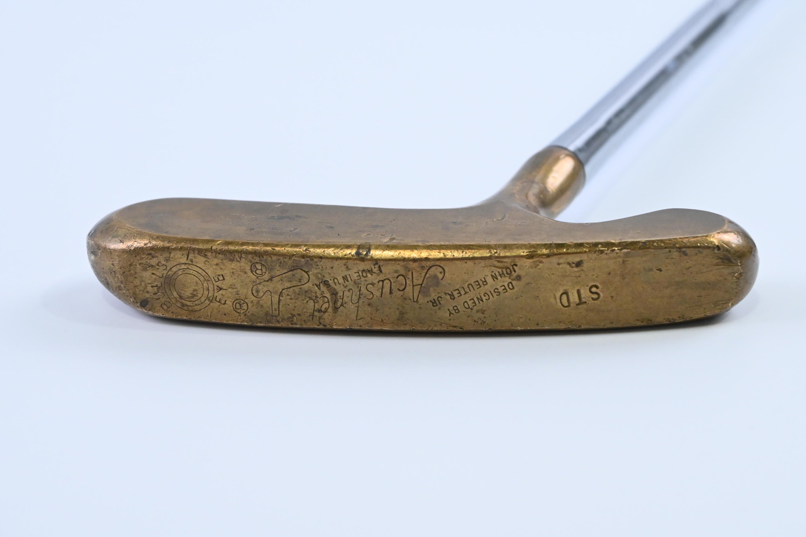 Acushnet Bullseye Putter / 36 Inch