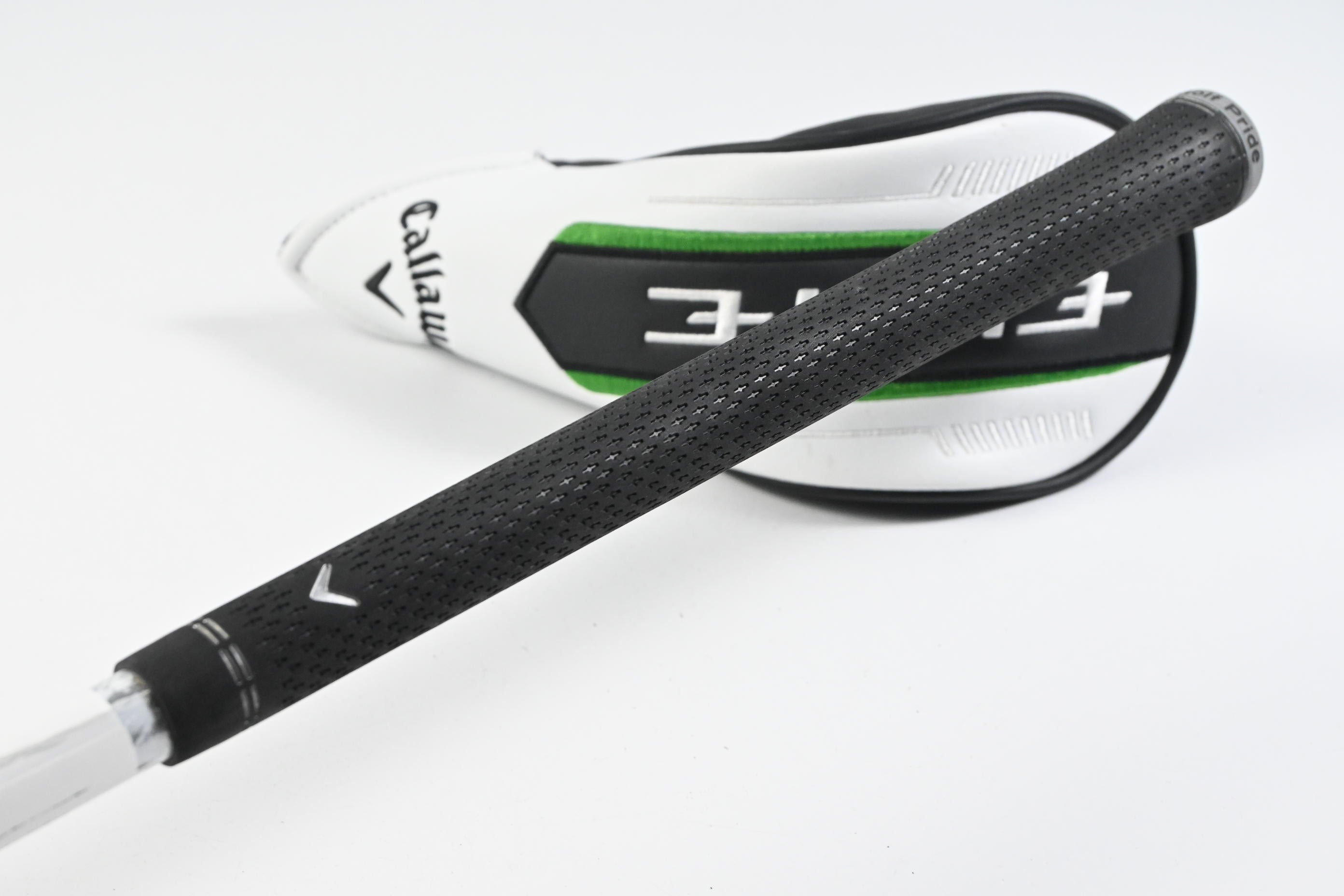 Callaway Elyte #4 Hybrid / 22 Degree / Regular Flex Denali Charcoal 60 Shaft