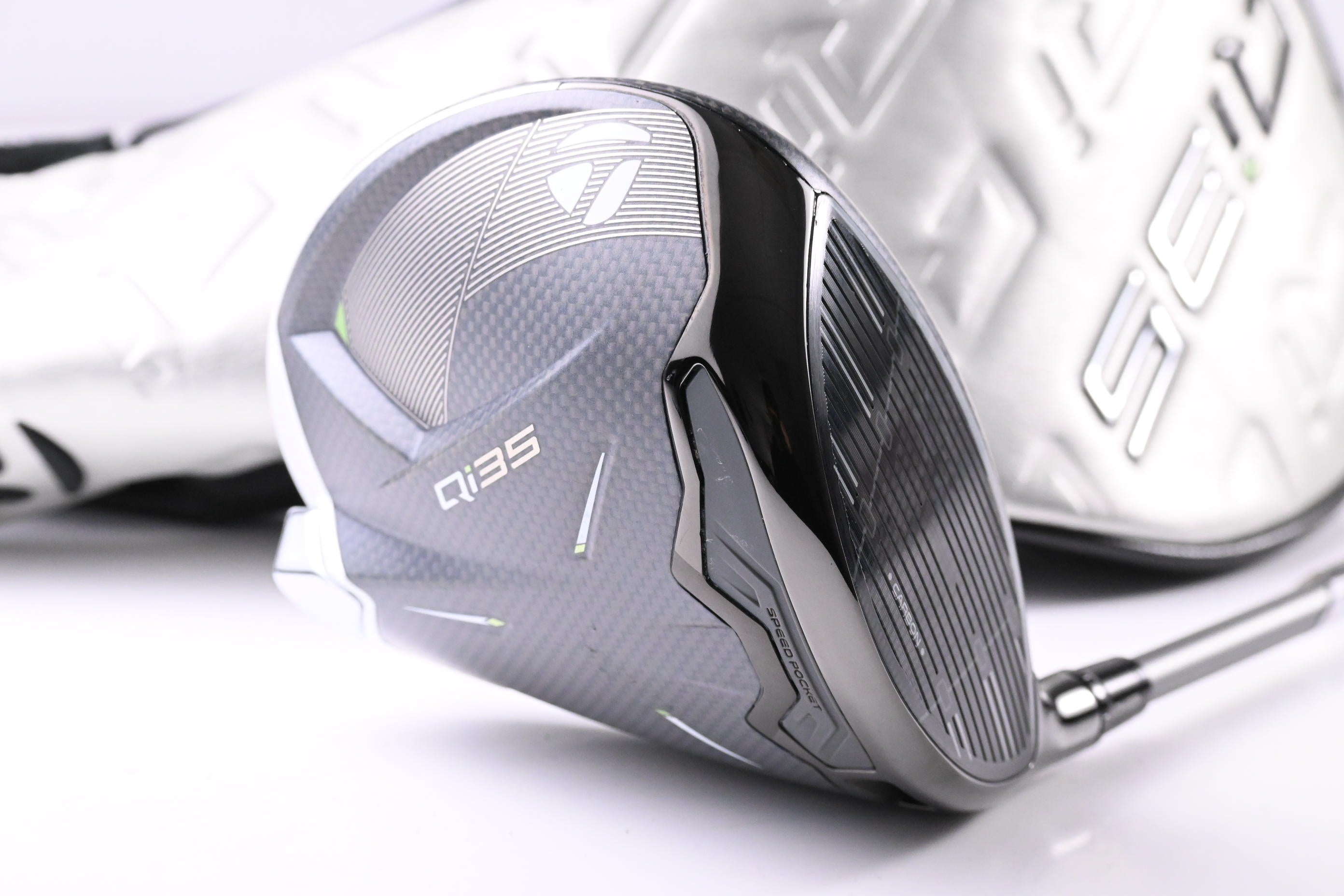 Taylormade Qi35 Max Lite Driver / 12 Degree / Regular Flex Fujikura Air Speeder