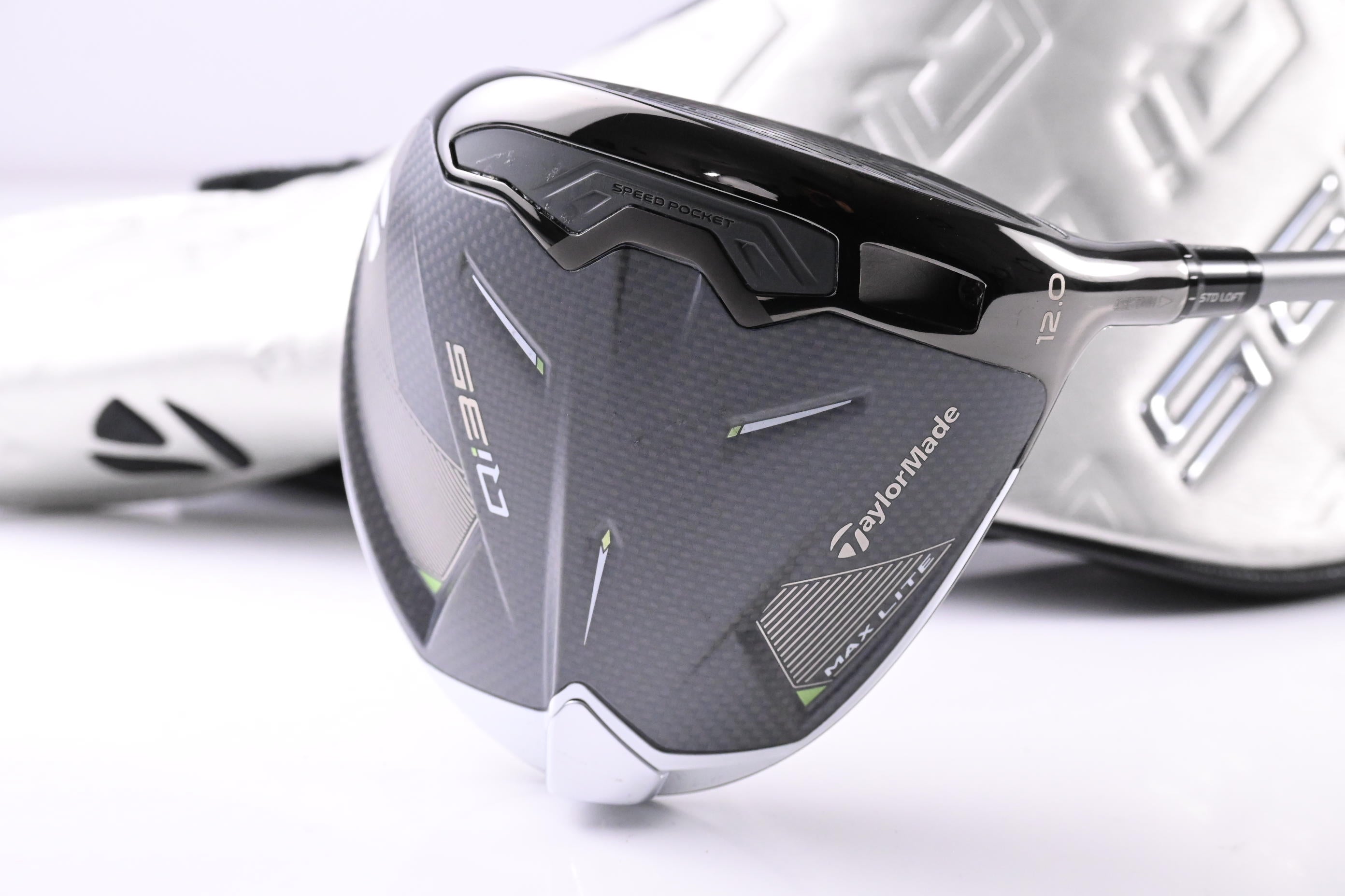 Taylormade Qi35 Max Lite Driver / 12 Degree / Regular Flex Fujikura Air Speeder