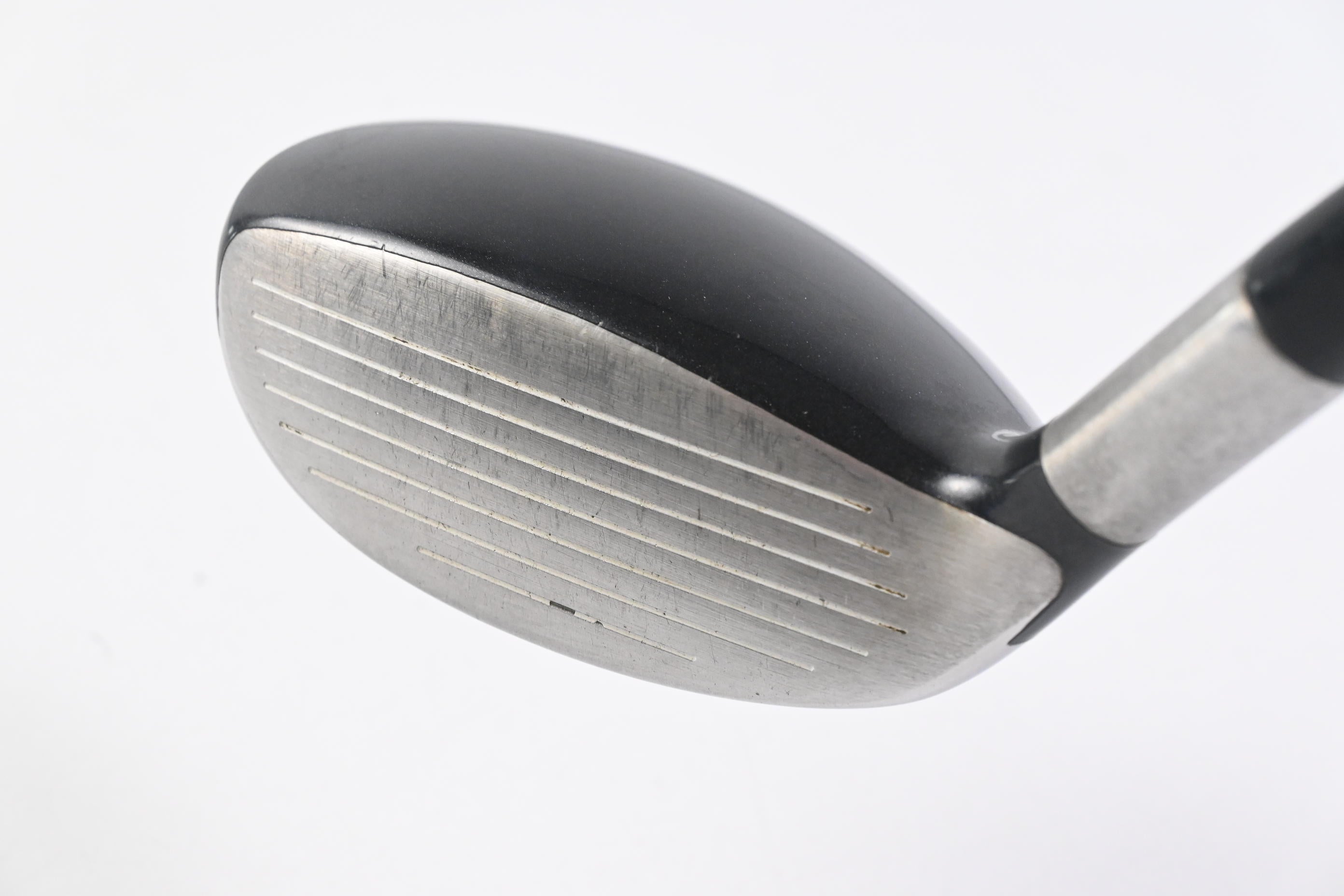 Titleist 909H #3 Hybrid / 21 Degree / Stiff Flex Aldila Voodoo Shaft