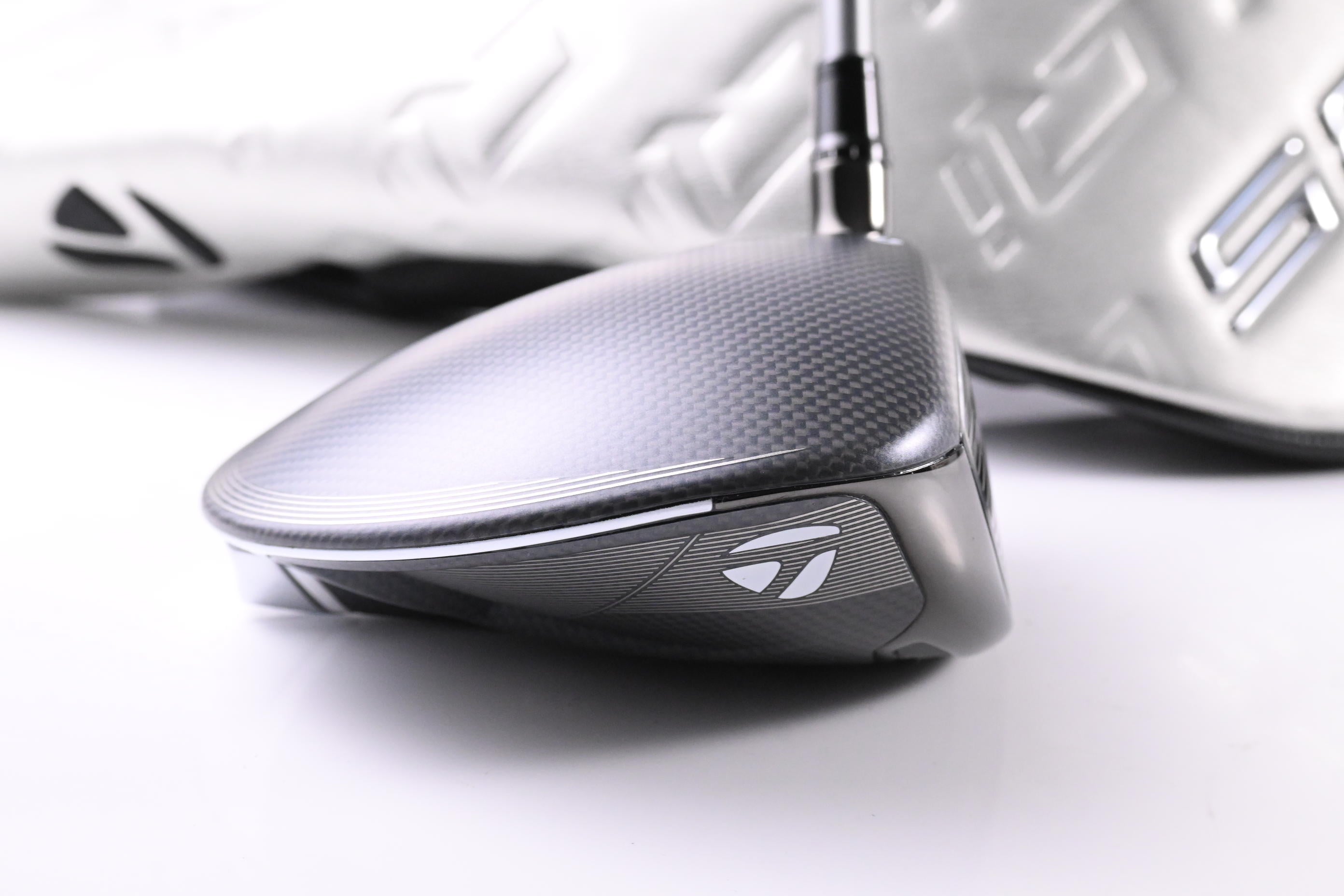 Taylormade Qi35 Max Lite Driver / 12 Degree / Regular Flex Fujikura Air Speeder