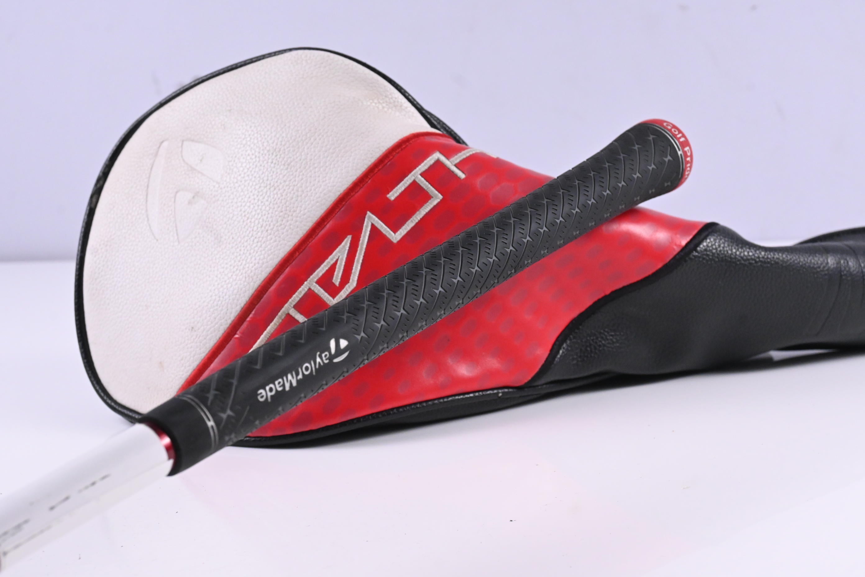 Taylormade Stealth 2 Driver / 10.5 Degree / Regular Flex Fujikura Ventus TR Red