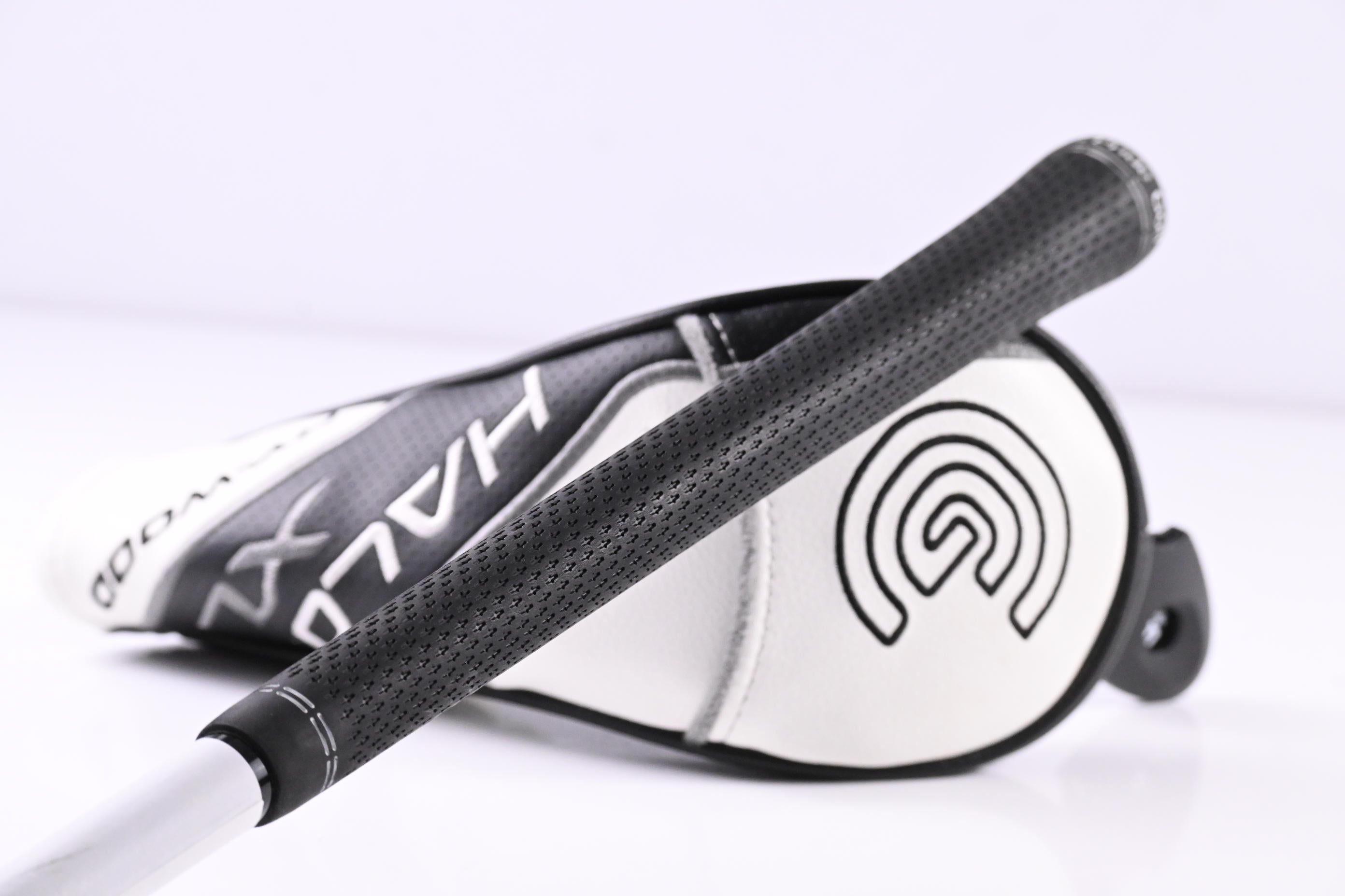 Cleveland Halo XL Hy-Wood #3+ Hybrid / 17 Degree / Stiff Flex Ascent PL 40 Shaft