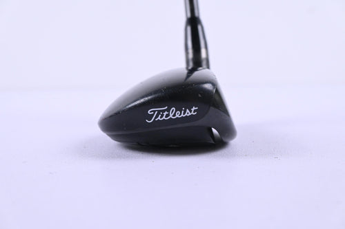 Titleist 915H #2 Hybrid / 18 Degree / Stiff Flex Aldila RIP Phenom 80 Shaft