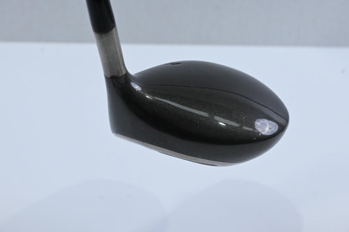 Titleist 975 J Driver / 9.5 Degree / Stiff Flex Grafalloy ProLite 35 Shaft