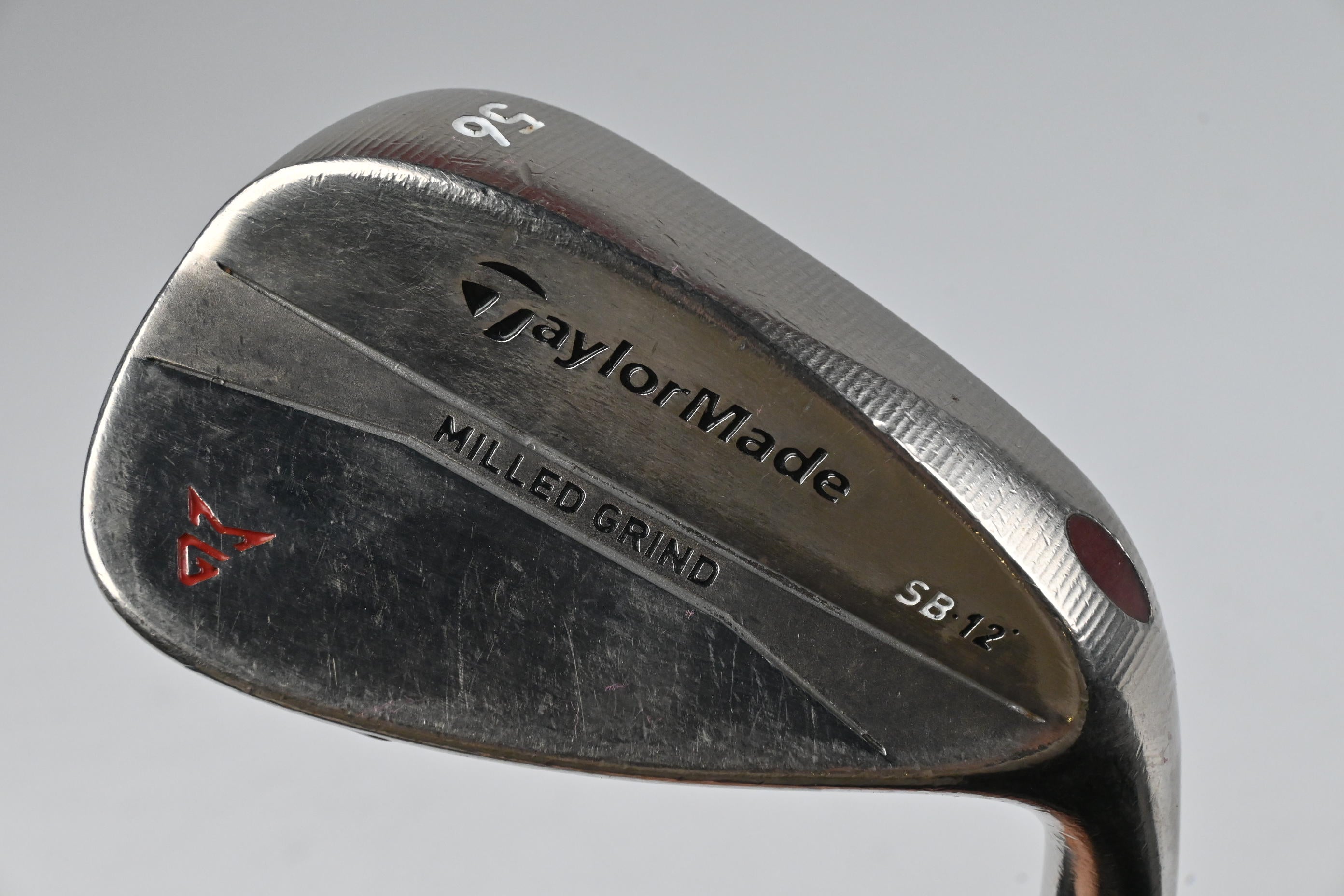 Taylormade Milled Grind Sand Wedge / 56 Degree / Wedge Flex Dynamic Gold Shaft