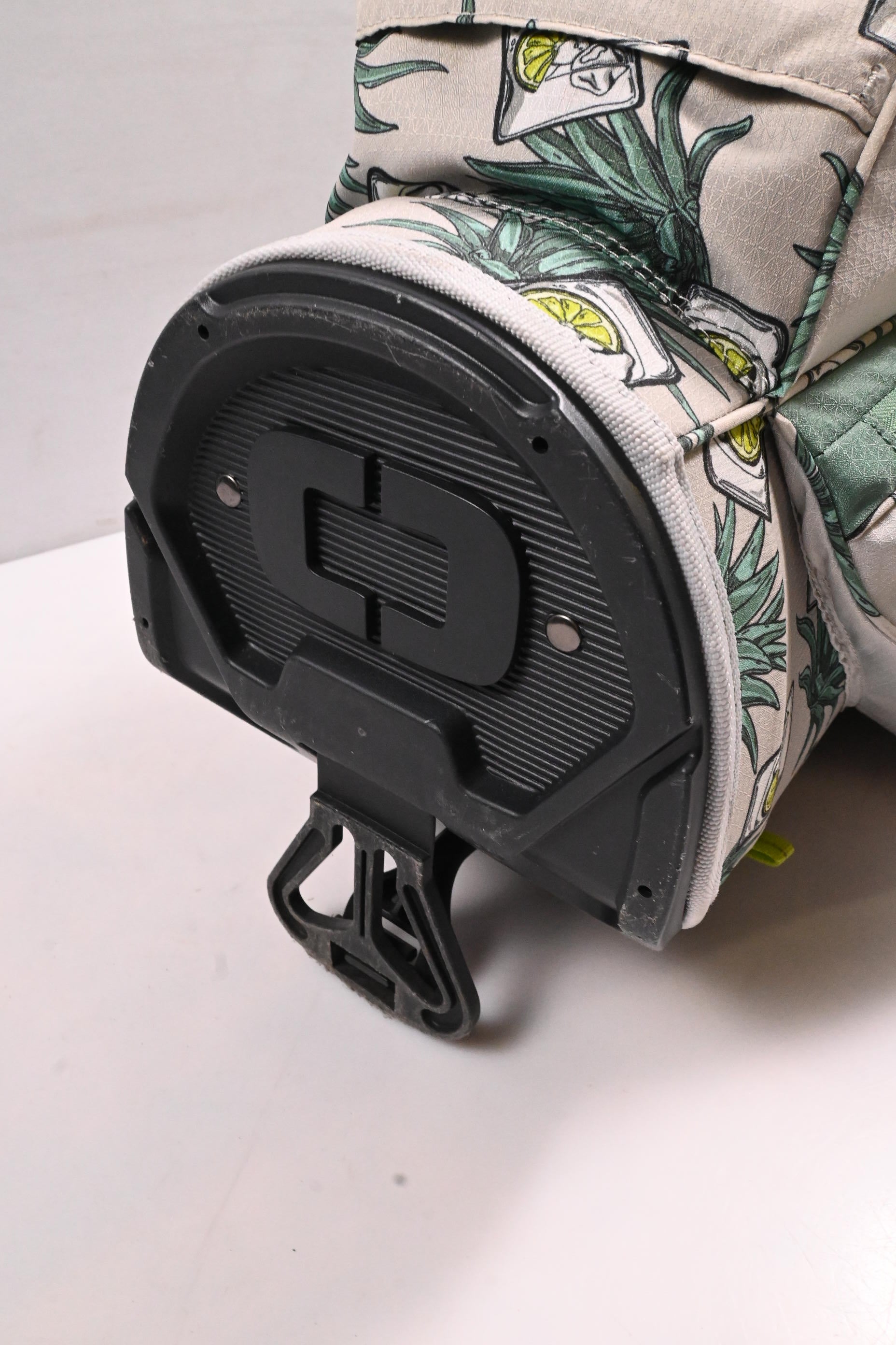 Ogio All Elements Stand Bag / 4-Way Divider / White, Green, Yellow