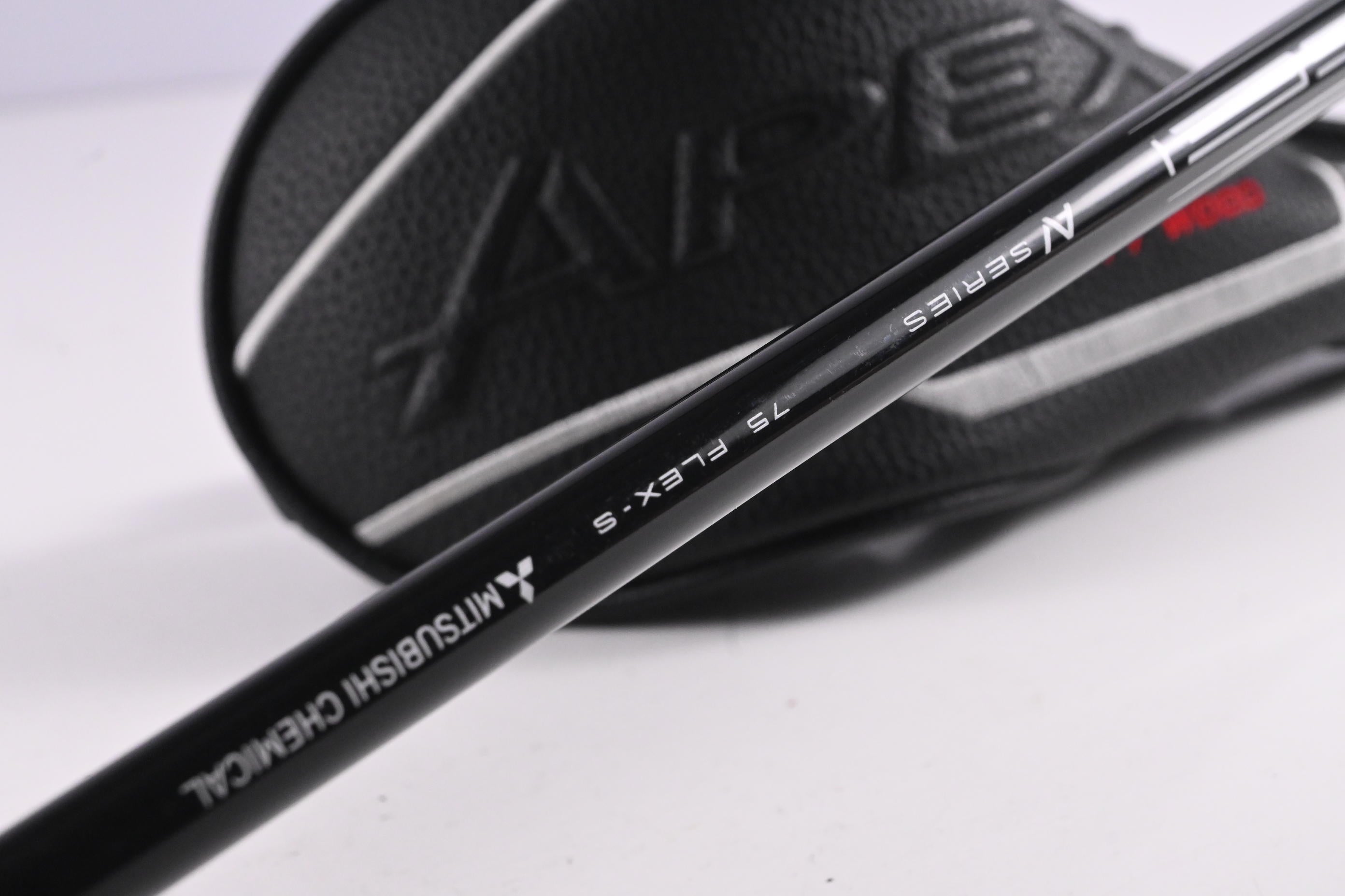Callaway Apex UW 2025 #3 Hybrid / 19 Degree / Stiff Flex Tensei AV Blue 75 Shaft