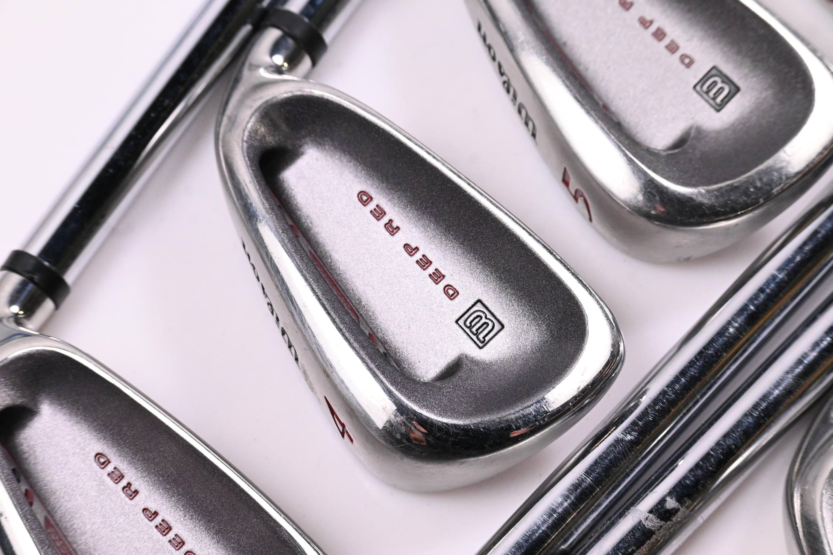 Wilson Deep Red Irons / 3-PW+SW / Regular Flex Wilson Fat Shafts