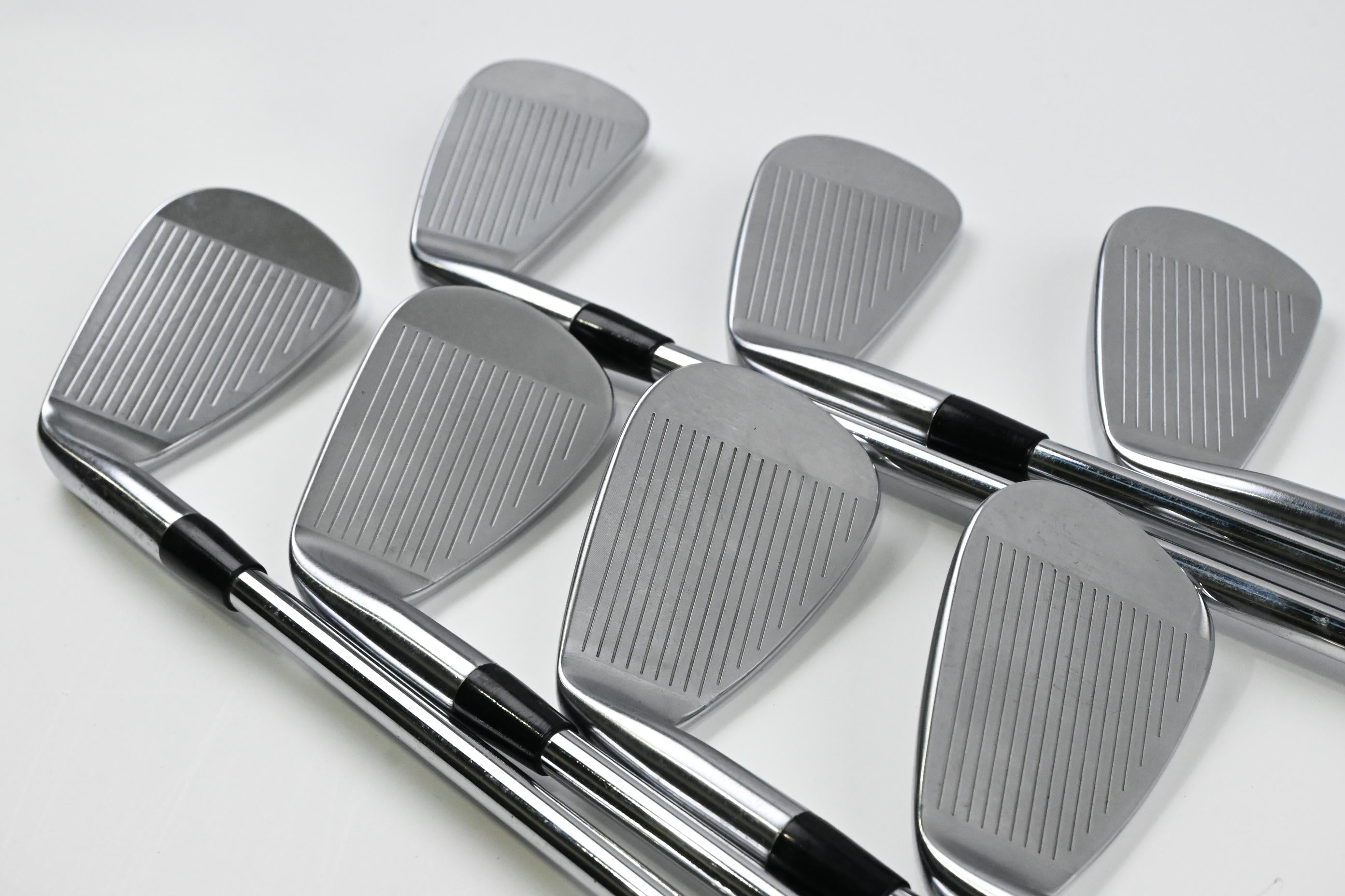 Cobra 2022 King Tec-X Irons / 5-PW+GW / Stiff Flex KBS Tour 90 Shafts
