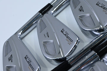 Cobra Pro MB Irons / 4-PW / Stiff Flex Dynamic Gold S300 Shafts