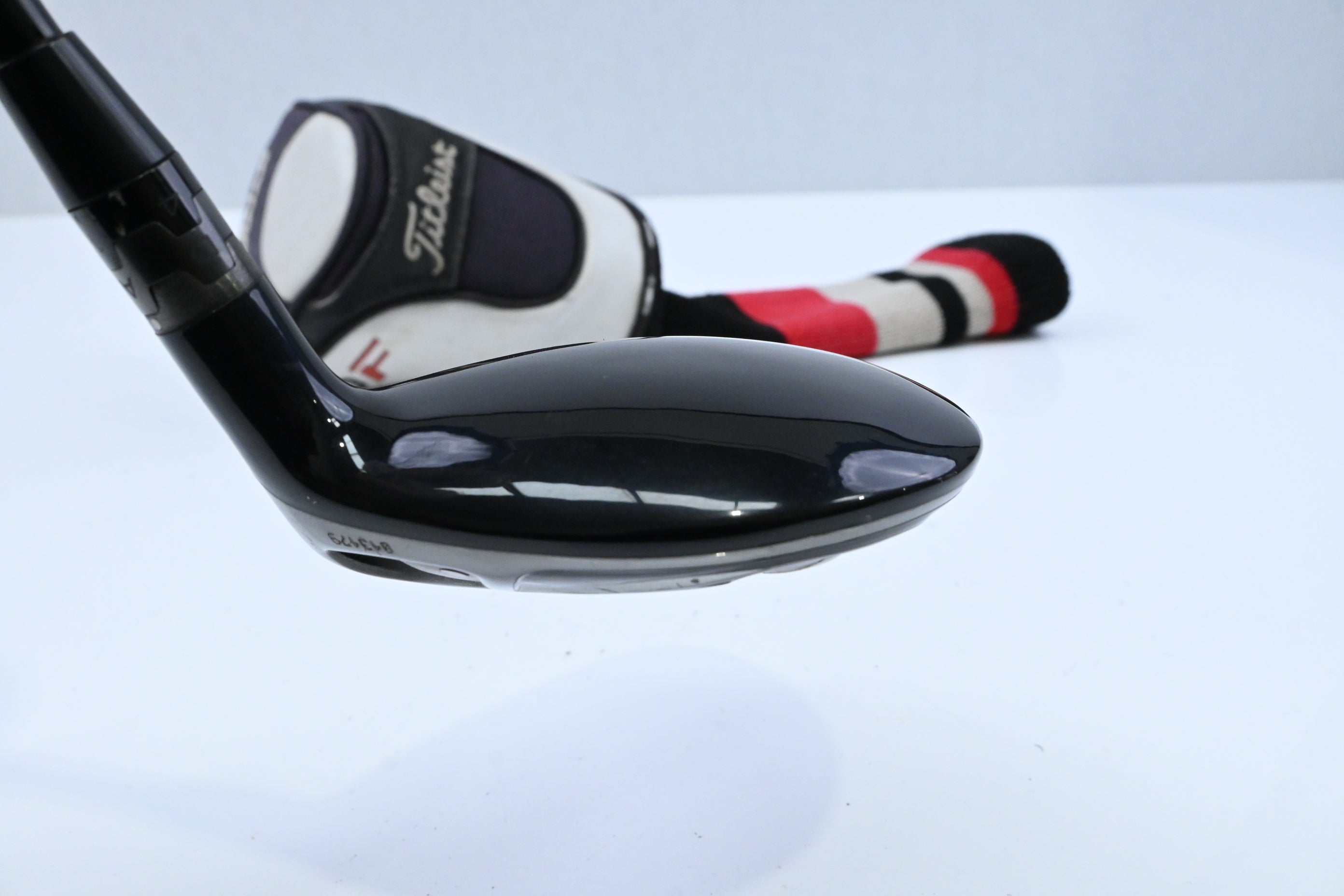 Titleist 910 F #3 Wood / 15 Degree / X-Flex Diamana Ahina 82 Shaft