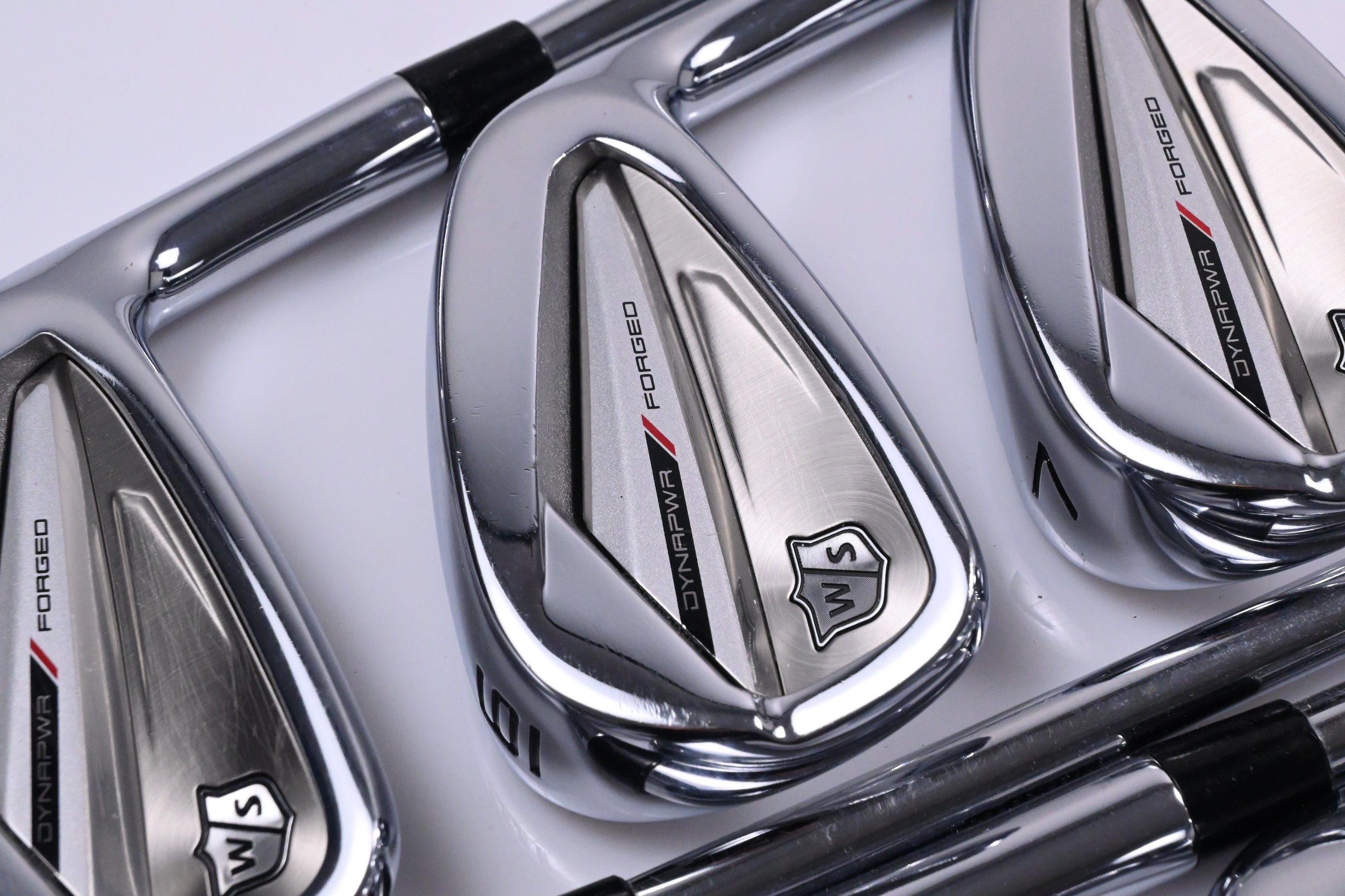 Wilson DYNAPWR Forged Irons / 5-PW+GW / Stiff Flex KBS Tour Lite Shafts