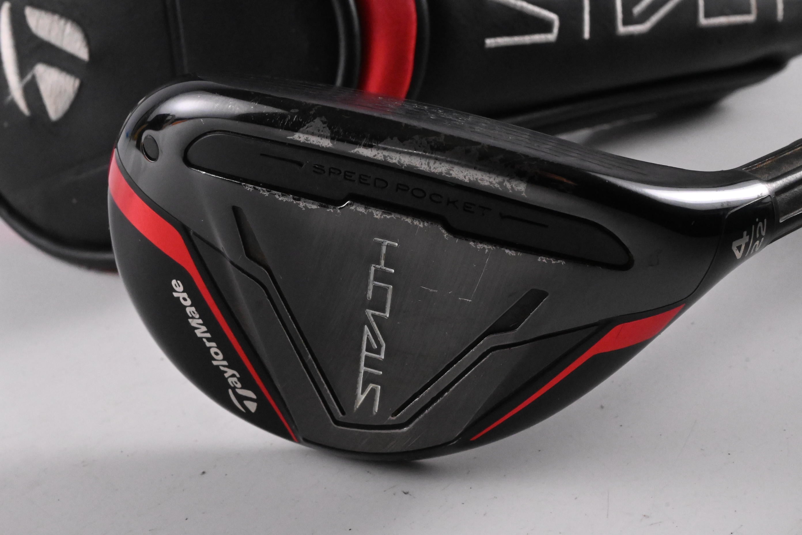Taylormade Stealth #4 Hybrid / 22 Degree / Regular Flex Ventus Red 6 Shaft