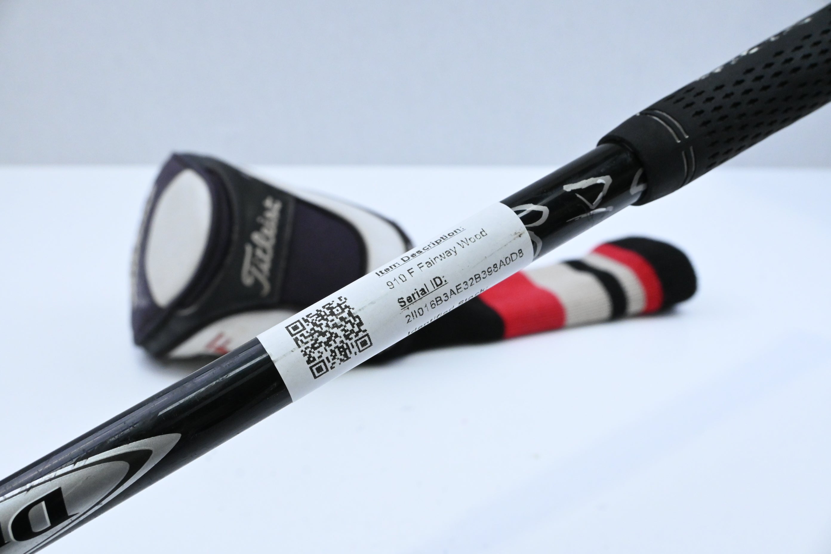 Titleist 910 F #3 Wood / 15 Degree / X-Flex Diamana Ahina 82 Shaft