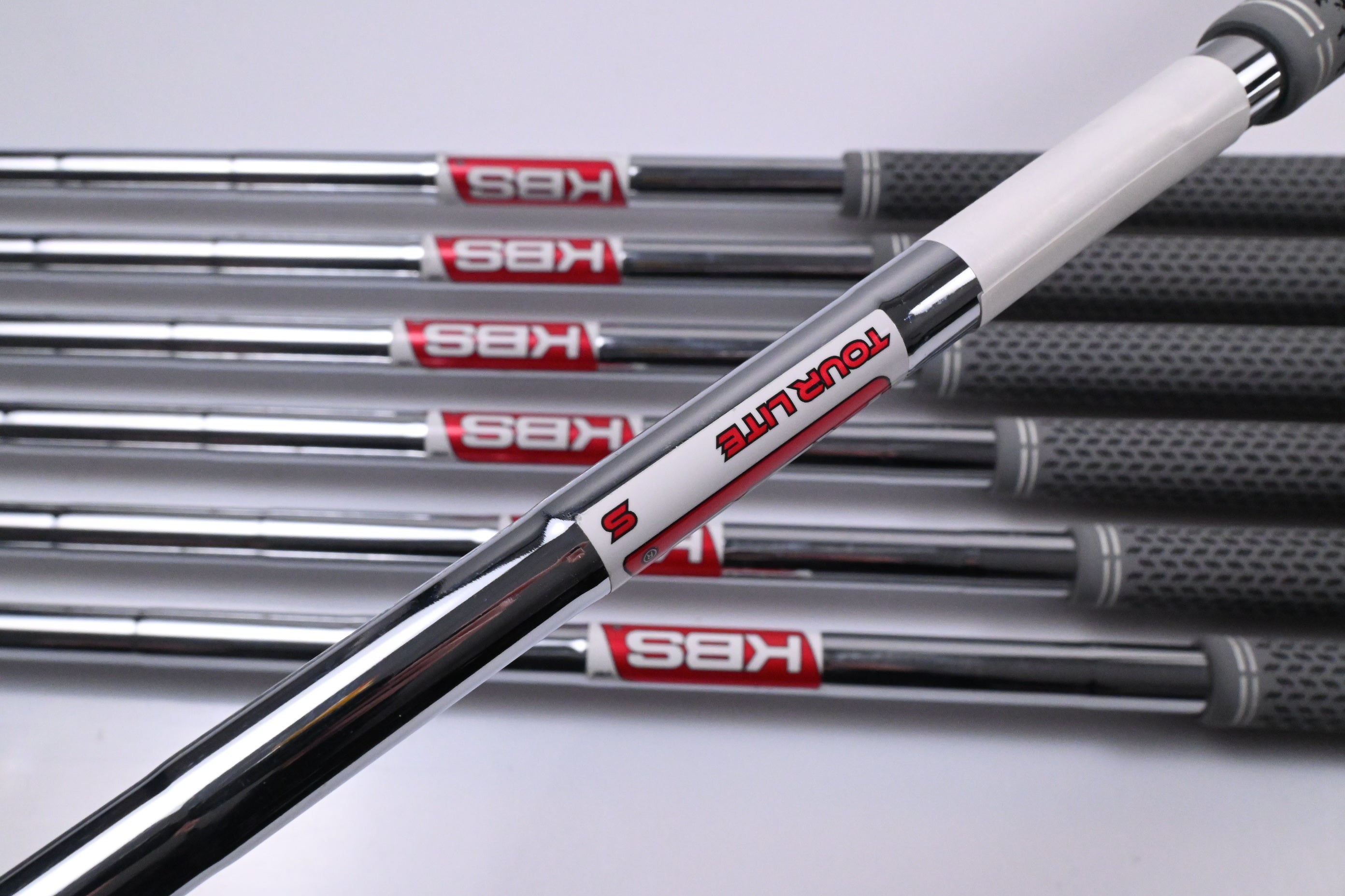 Wilson DYNAPWR Forged Irons / 5-PW+GW / Stiff Flex KBS Tour Lite Shafts